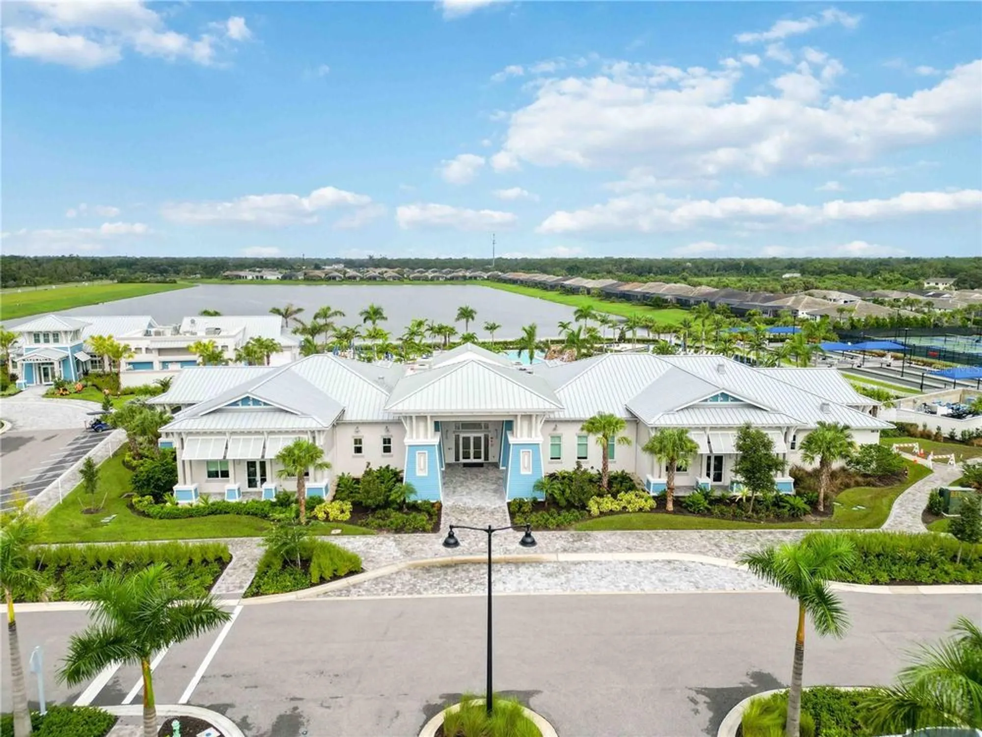 Property Slideshow image 68 of 73 | 25508 royal tern ln, Englewood, FL, 34223