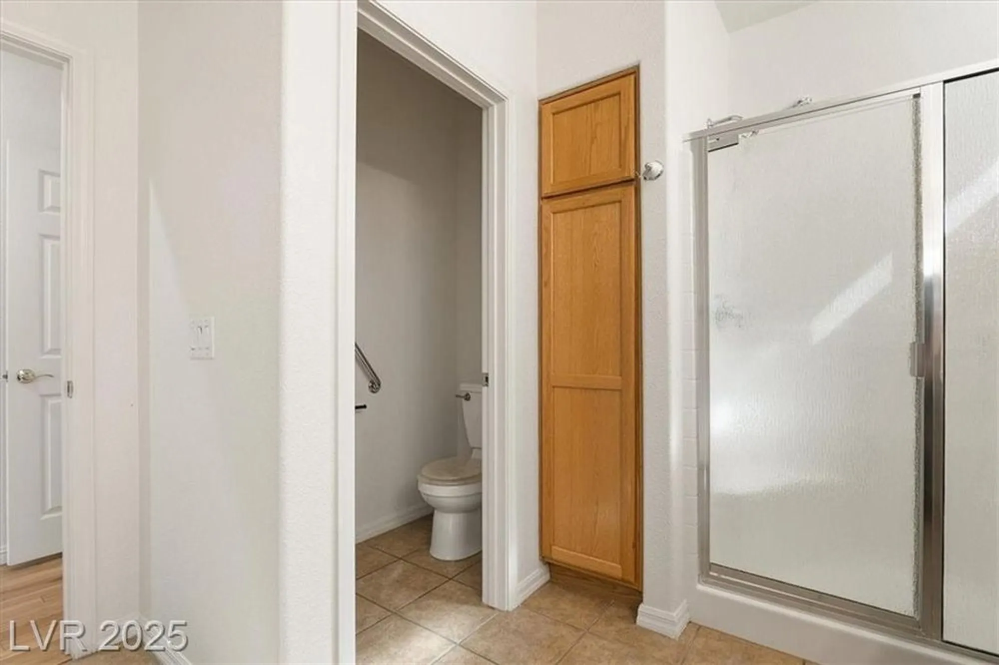 Property Slideshow image 23 of 45 | 4639 denaro dr, Las Vegas, NV, 89135