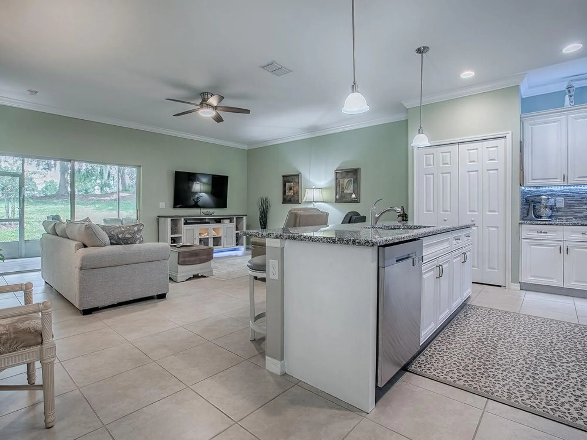 Property Slideshow image 8 of 37 | 26939 white plains way, Leesburg, FL, 34748