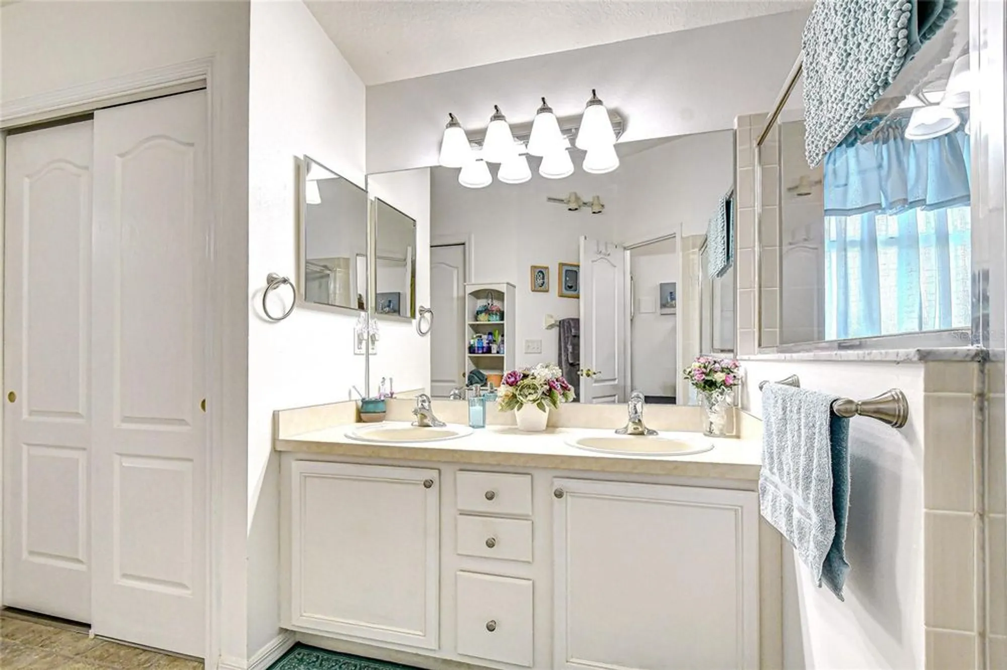 Property Slideshow image 15 of 38 | 10245 buncombe way, San Antonio, FL, 33576