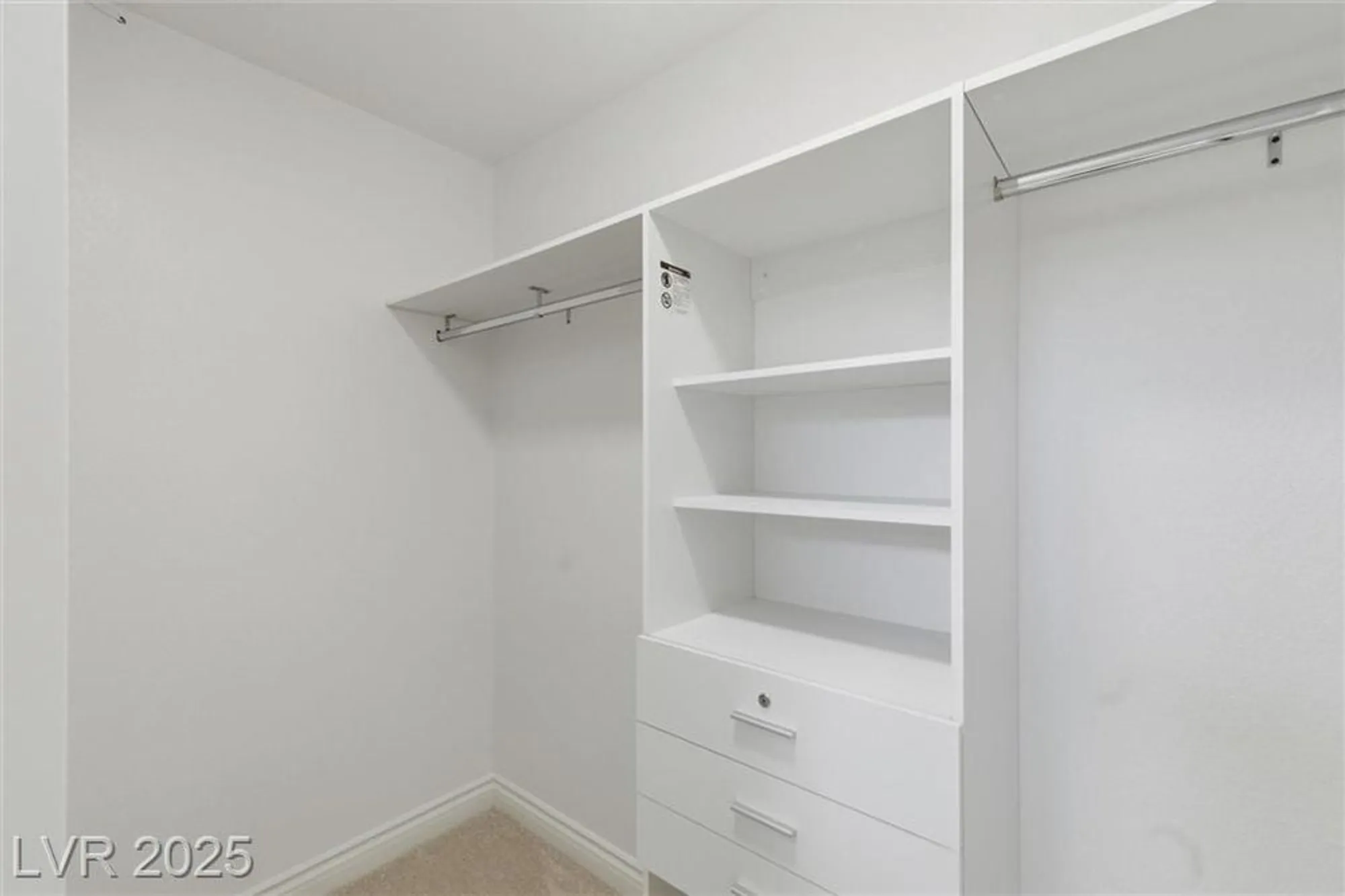 Property Slideshow image 19 of 66 | 3001 merimar dr, Las Vegas, NV, 89134