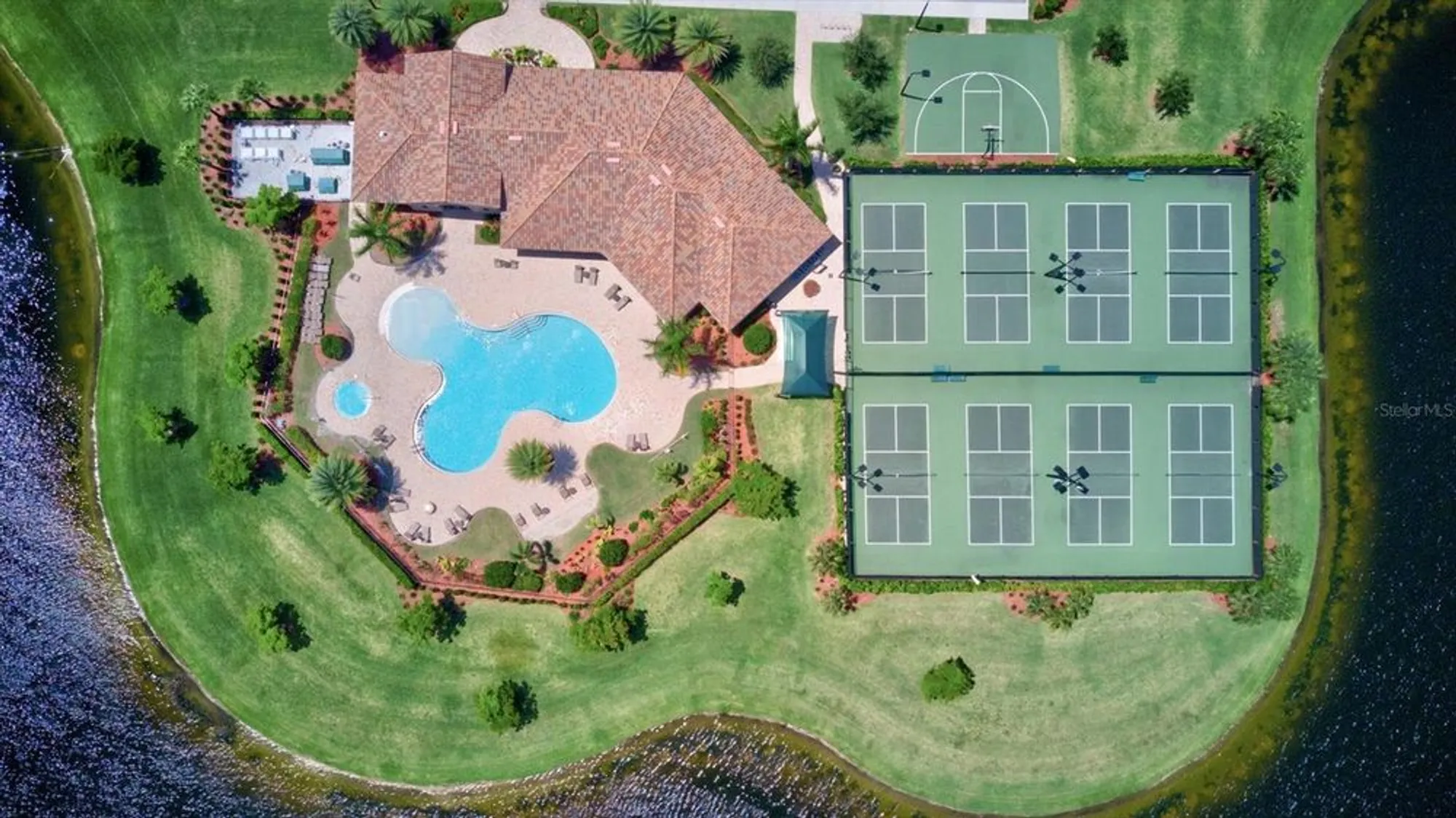 Property Slideshow image 46 of 92 | 6870 willowshire way, Bradenton, FL, 34212