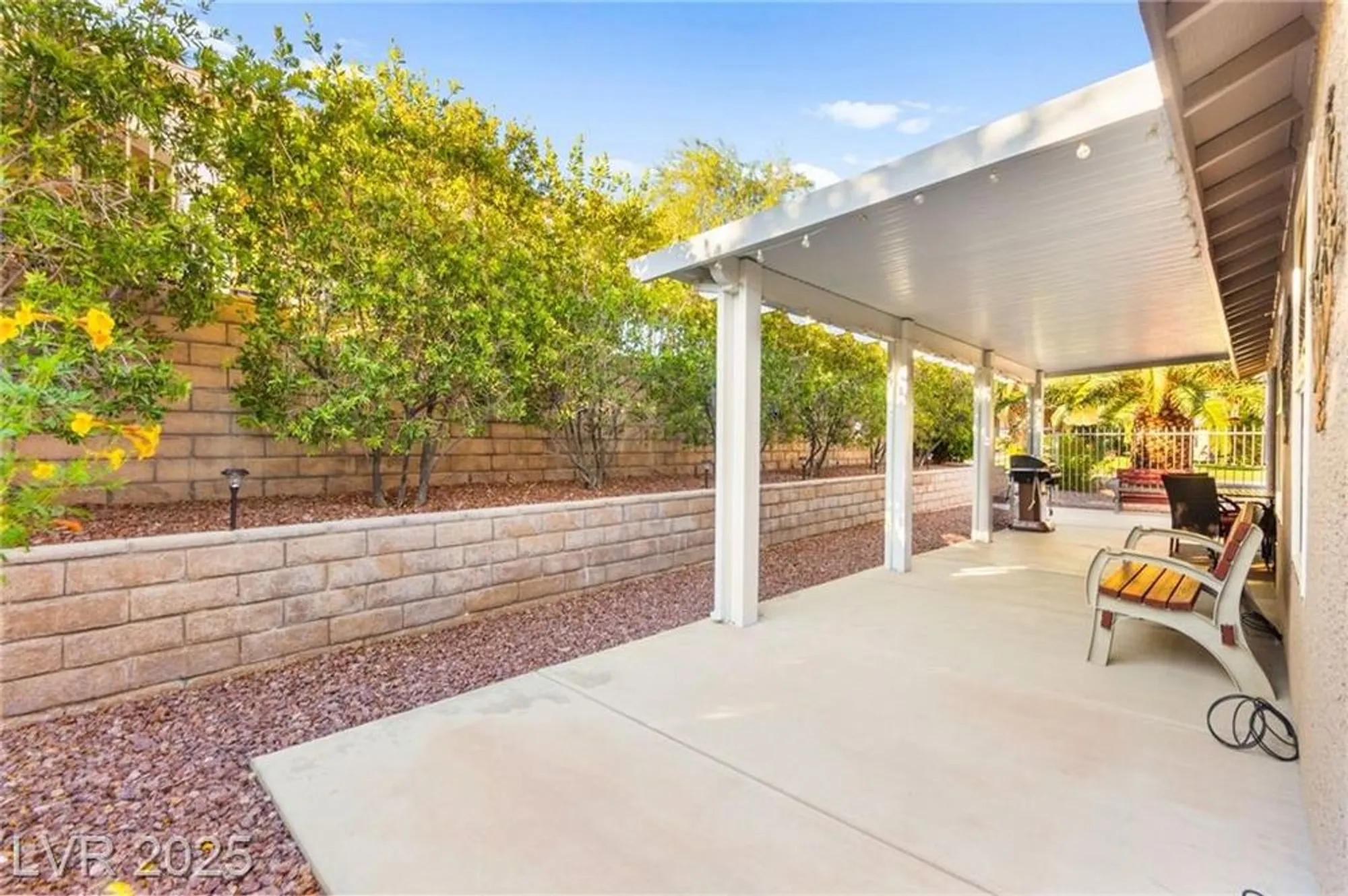 Property Slideshow image 46 of 65 | 5245 woodlawn ln, Las Vegas, NV, 89130