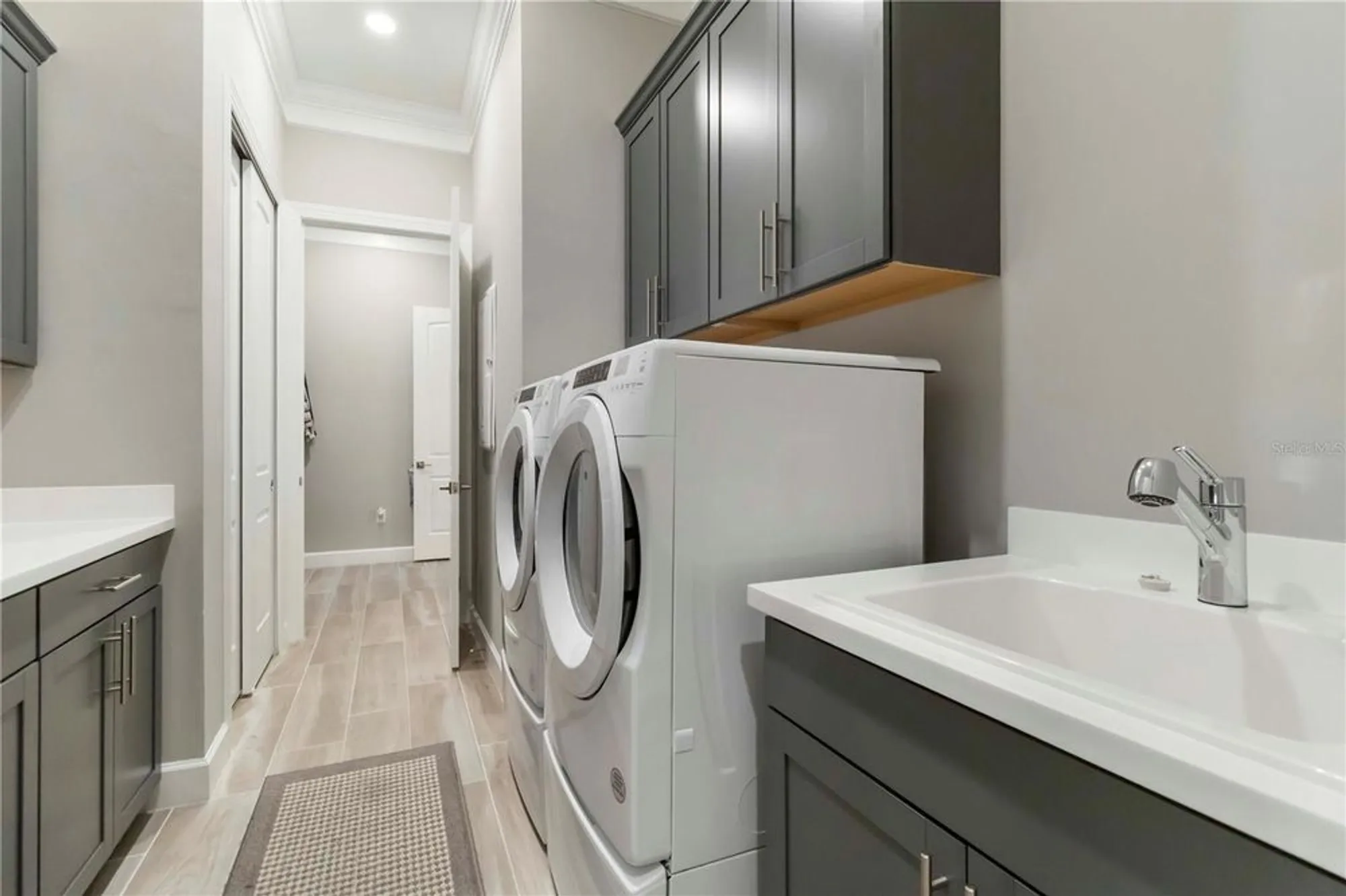 Property Slideshow image 42 of 83 | 7327 summerland cv, Bradenton, FL, 34202