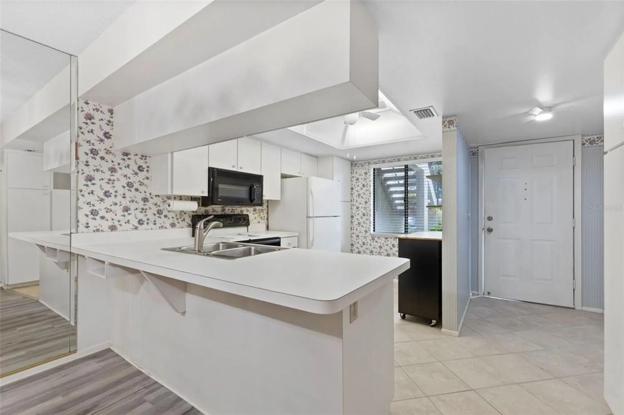 Property Slideshow image 31 of 40 | 7680 eagle creek dr # 7680, Sarasota, FL, 34243