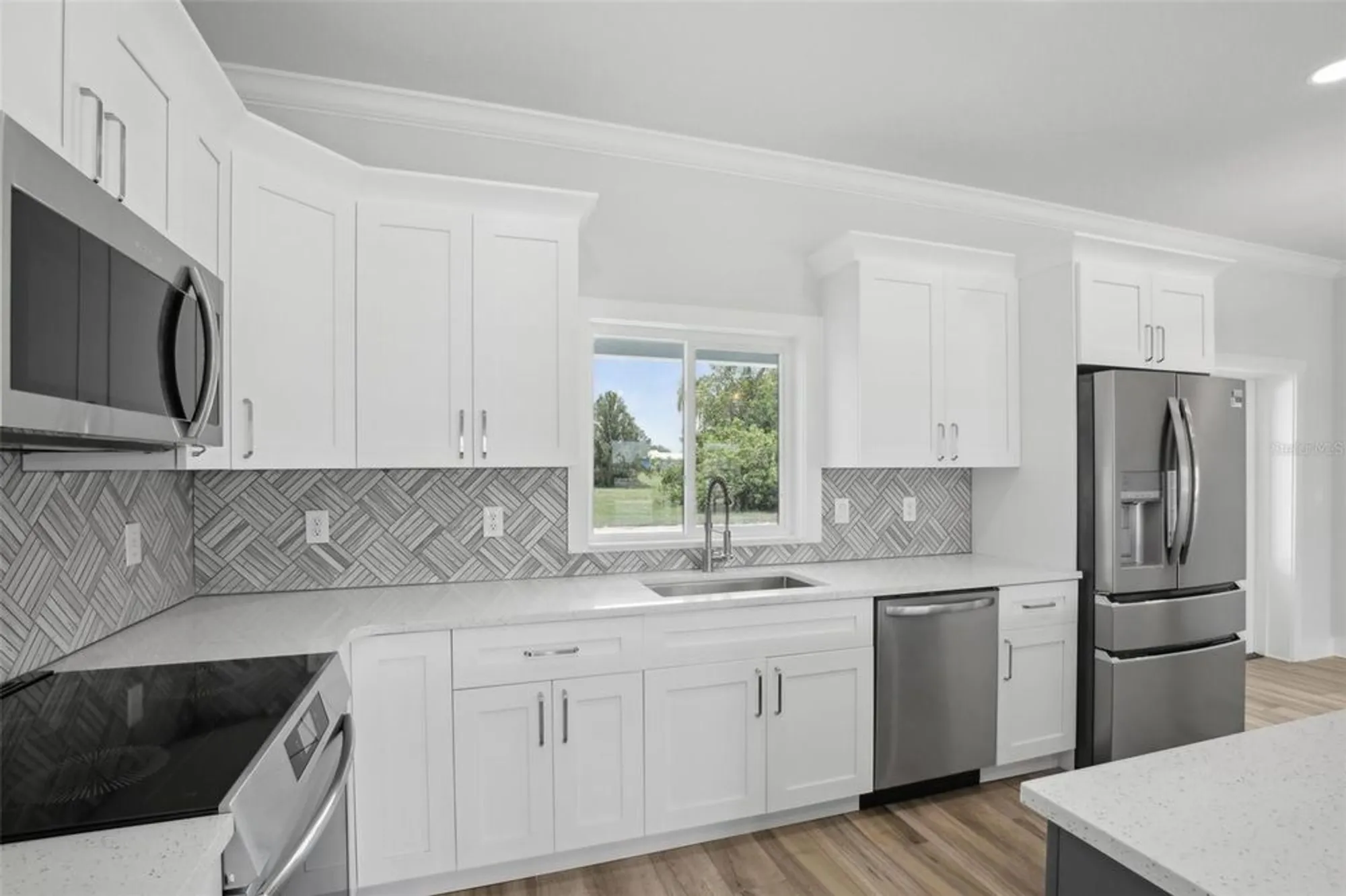 Property Slideshow image 12 of 32 | 718 desert hills way, Sun City Center, FL, 33573