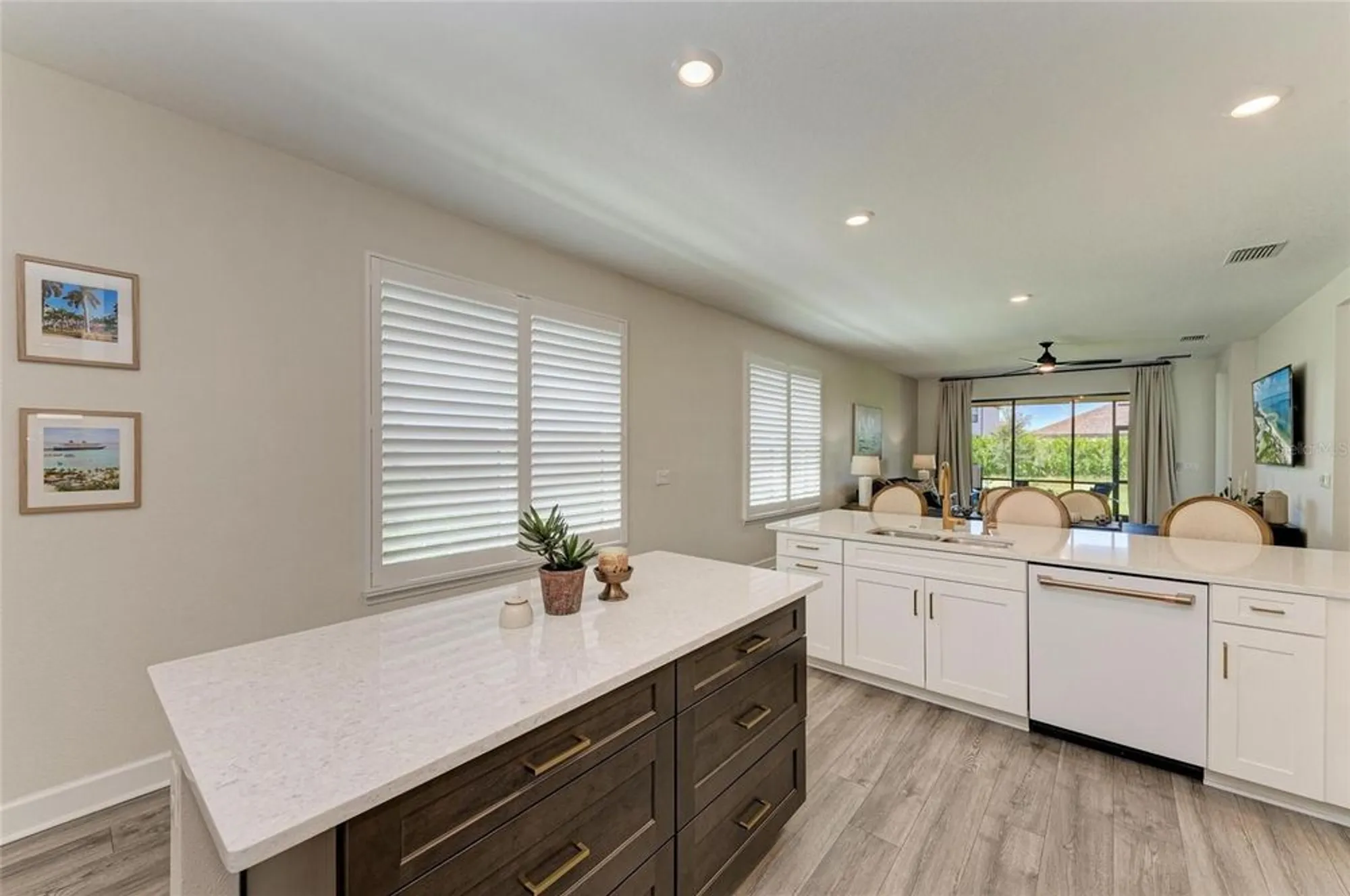 Property Slideshow image 7 of 53 | 16225 paynes mill dr, Bradenton, FL, 34211