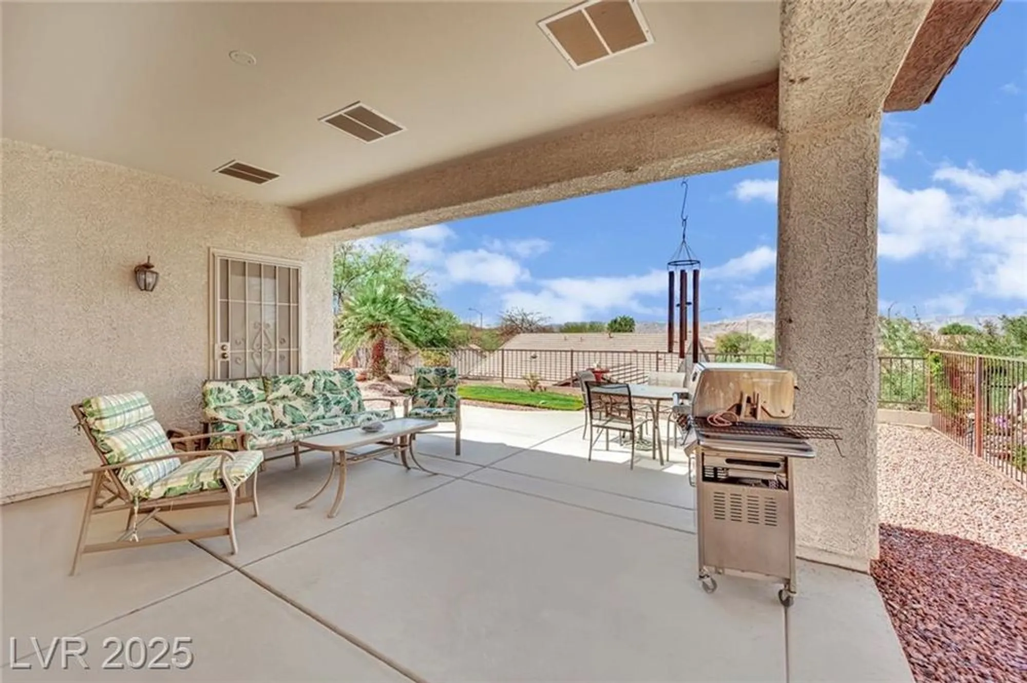 Property Slideshow image 27 of 34 | 2077 wildwood lake st, Henderson, NV, 89052