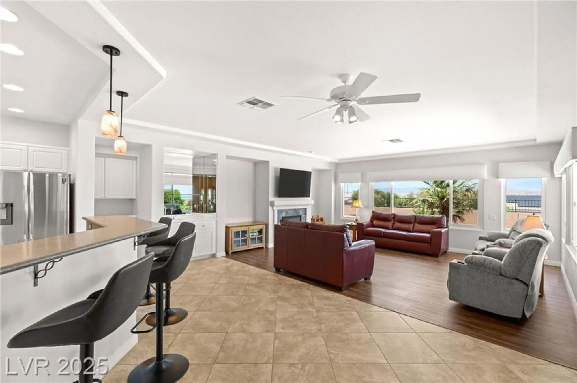 Property Slideshow image 12 of 28 | 2069 colvin run dr, Henderson, NV, 89052