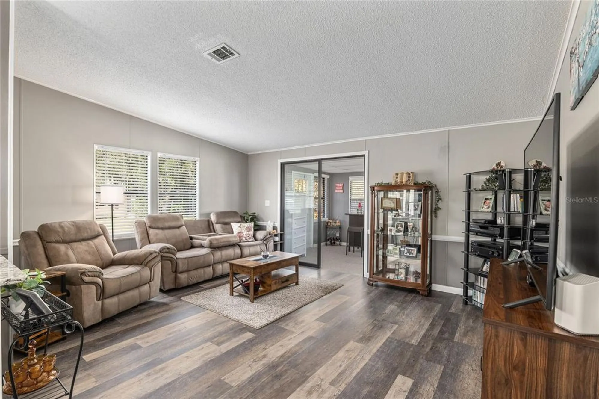 Property Slideshow image 11 of 39 | 1727 hilton head blvd, Lady Lake, FL, 32159