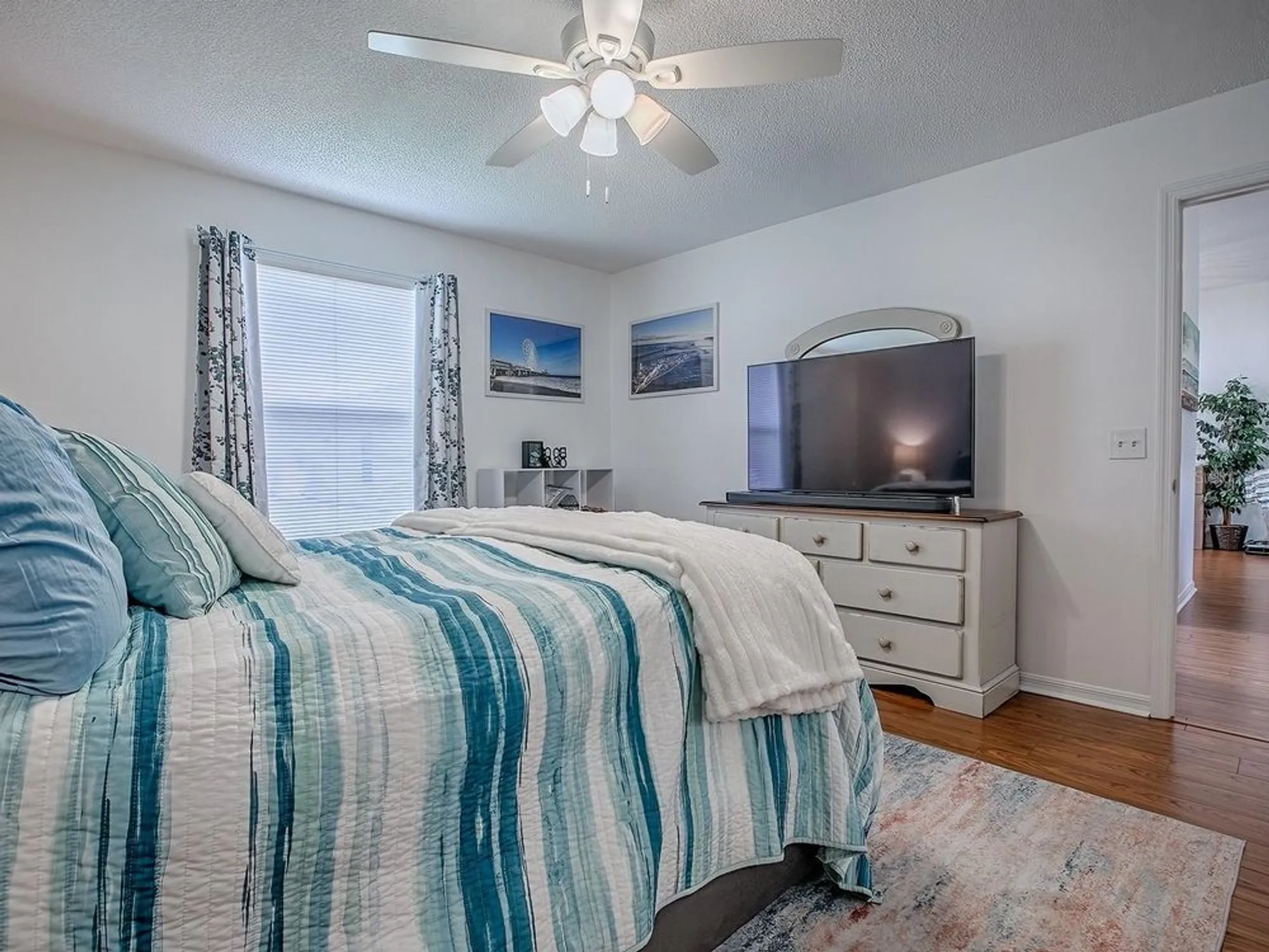 Property Slideshow image 23 of 42 | 2412 merida cir, The Villages, FL, 32162