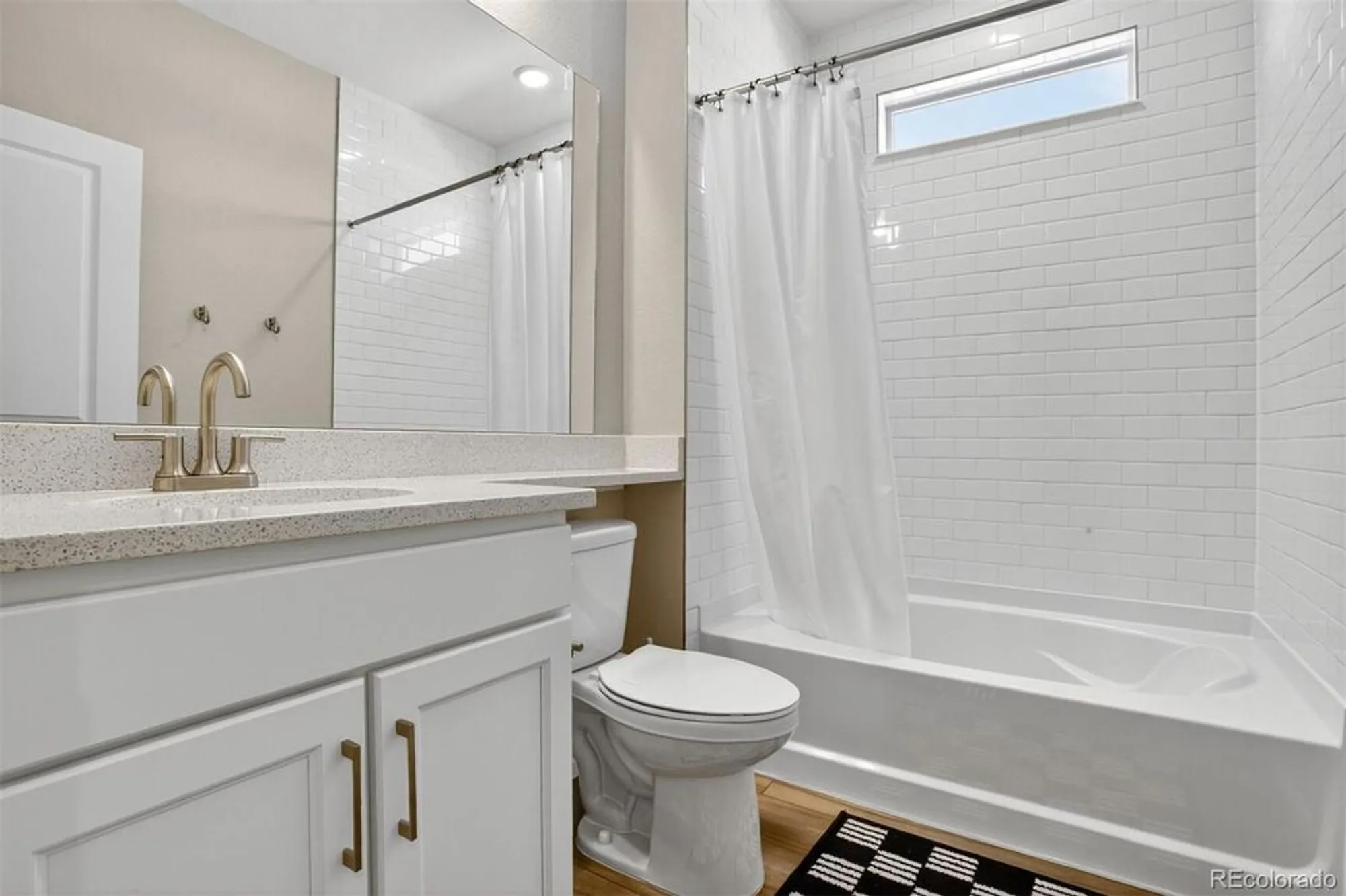 Property Slideshow image 11 of 35 | 5136 n quemoy ct, Aurora, CO, 80019