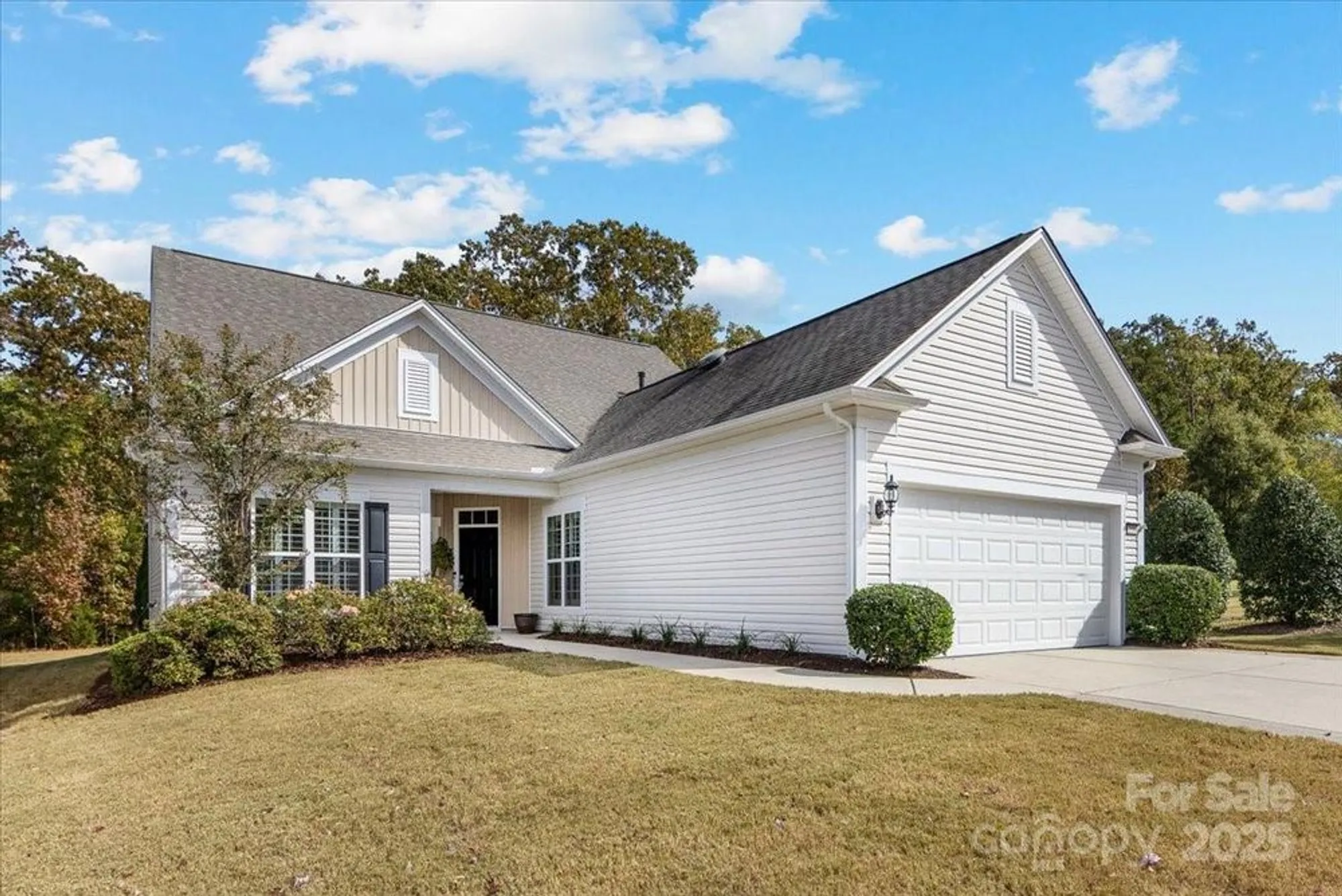 Property Slideshow image 4 of 45 | 2056 kennedy dr, Fort Mill, SC, 29707