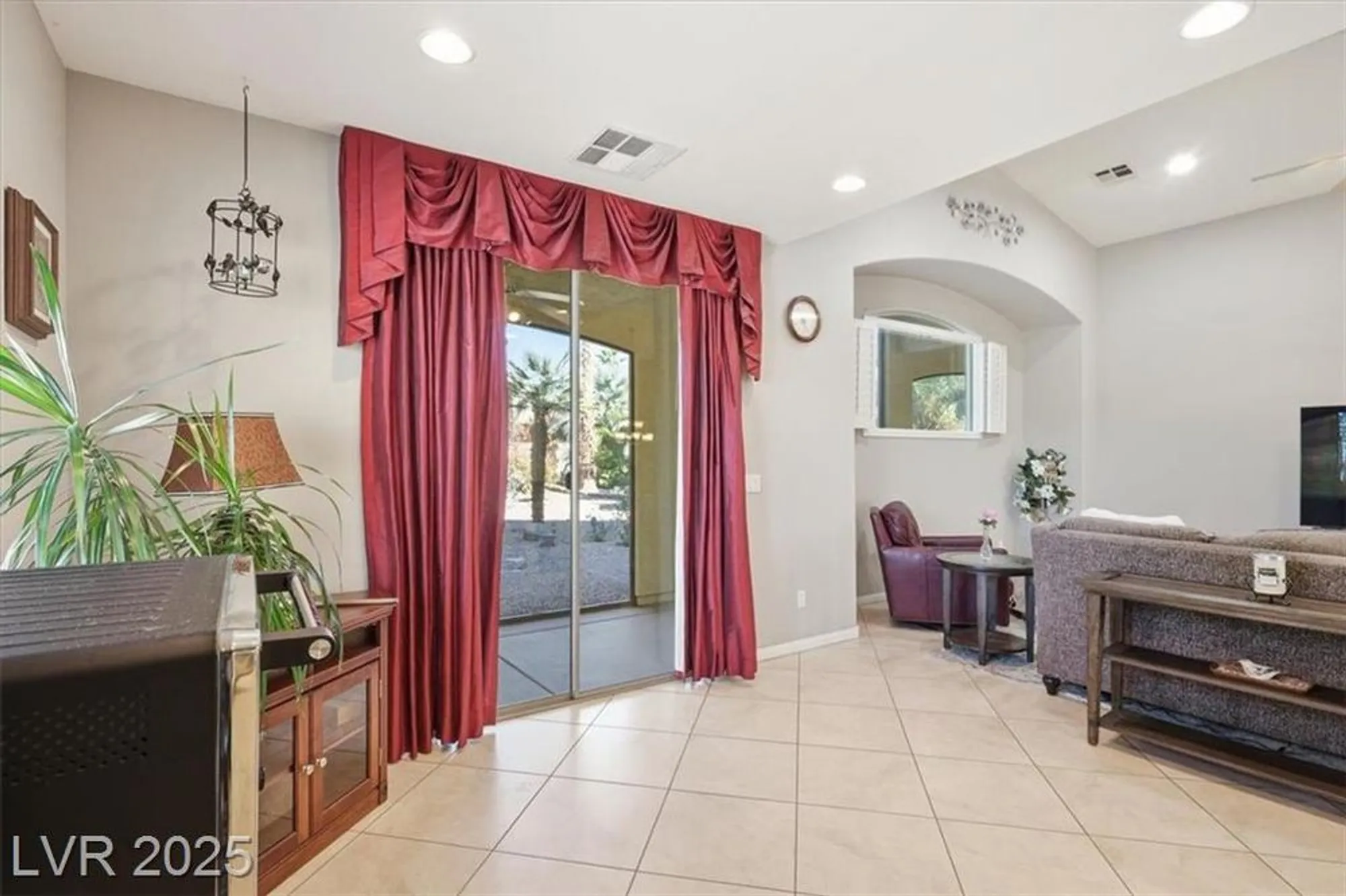 Property Slideshow image 16 of 38 | 3736 jasmine heights ave, North Las Vegas, NV, 89081