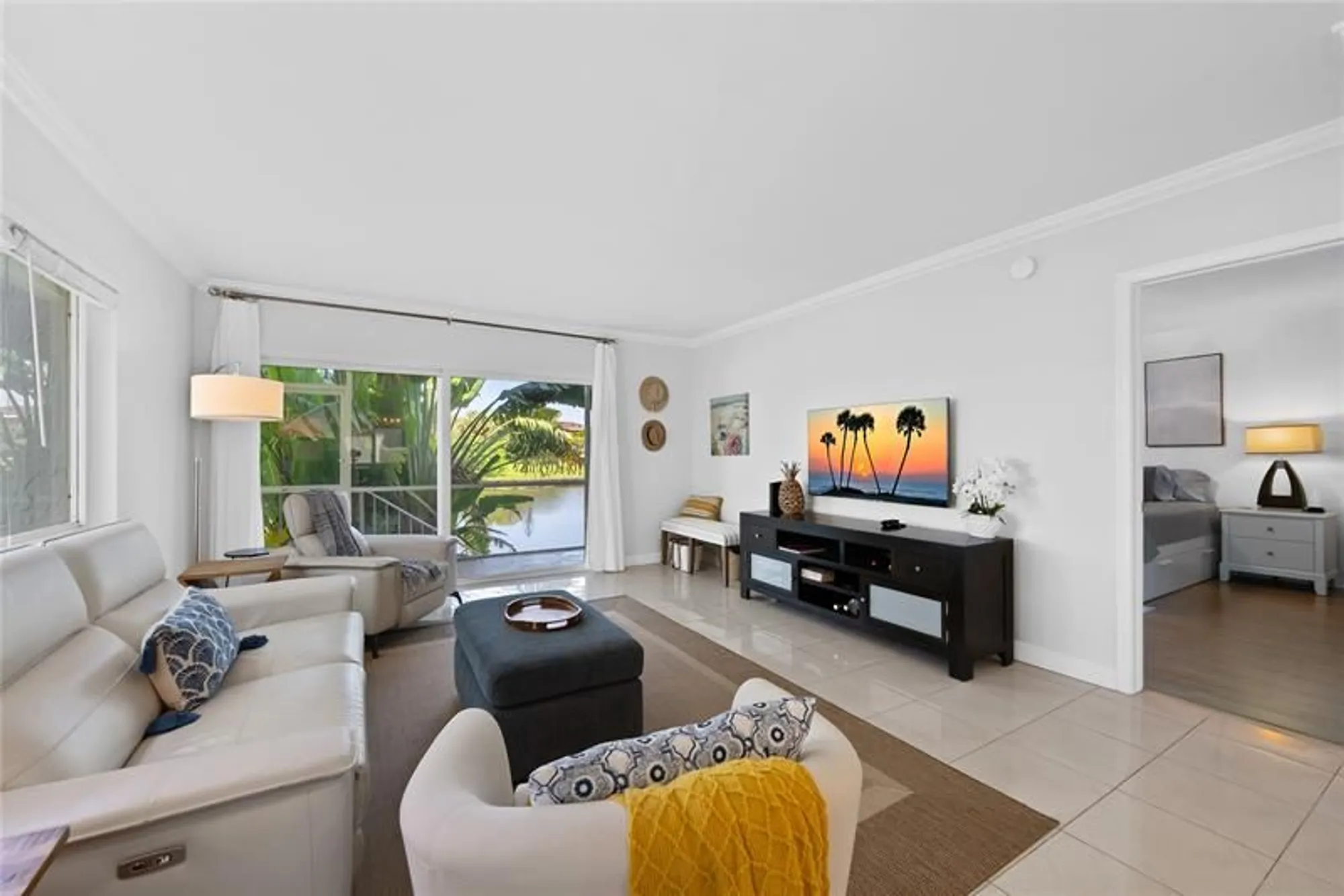 Property Slideshow image 10 of 27 | 3581 inverrary dr apt 104, Lauderhill, FL, 33319