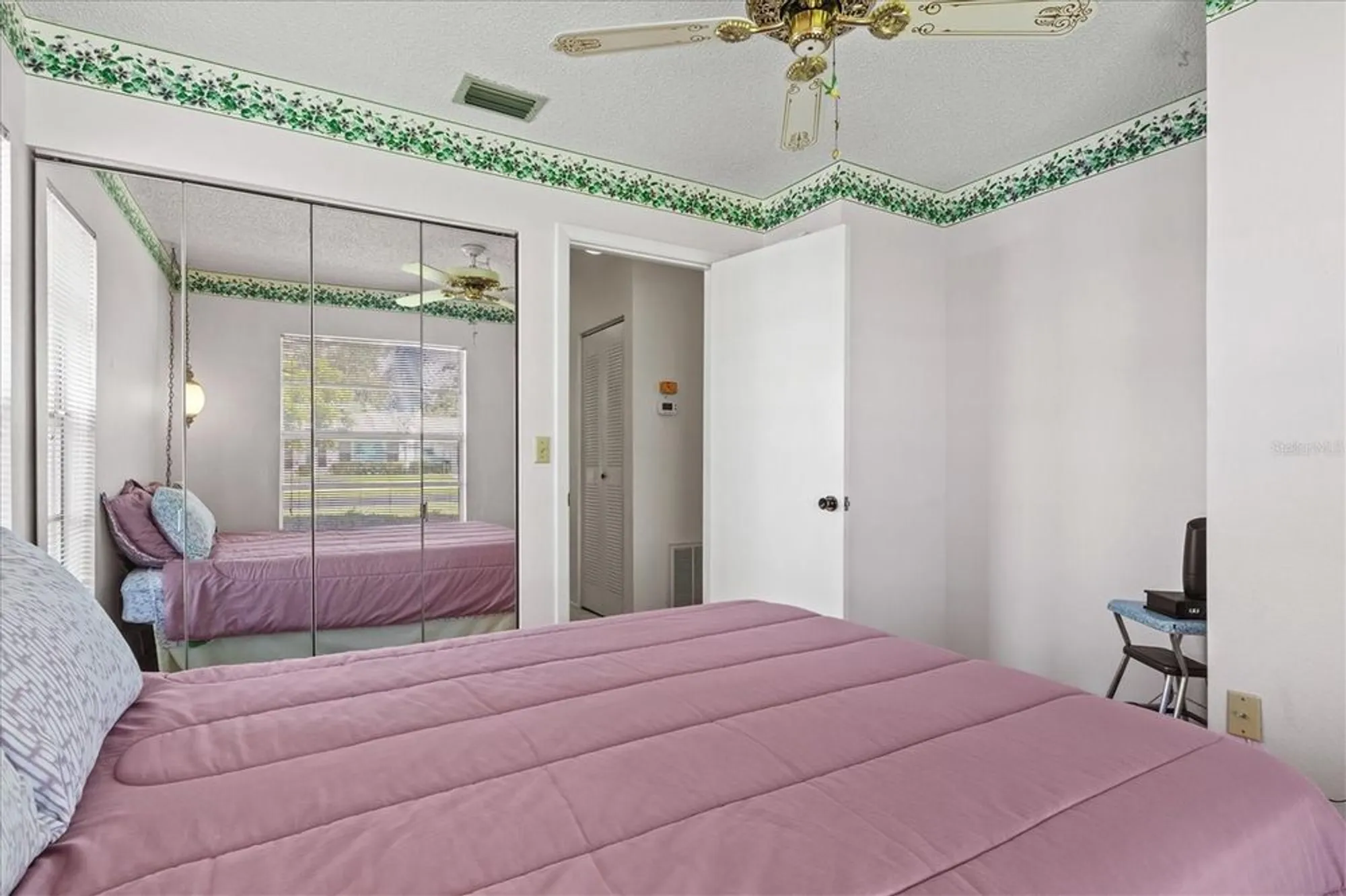 Property Slideshow image 21 of 37 | 3701 39th st, Bradenton, FL, 34205