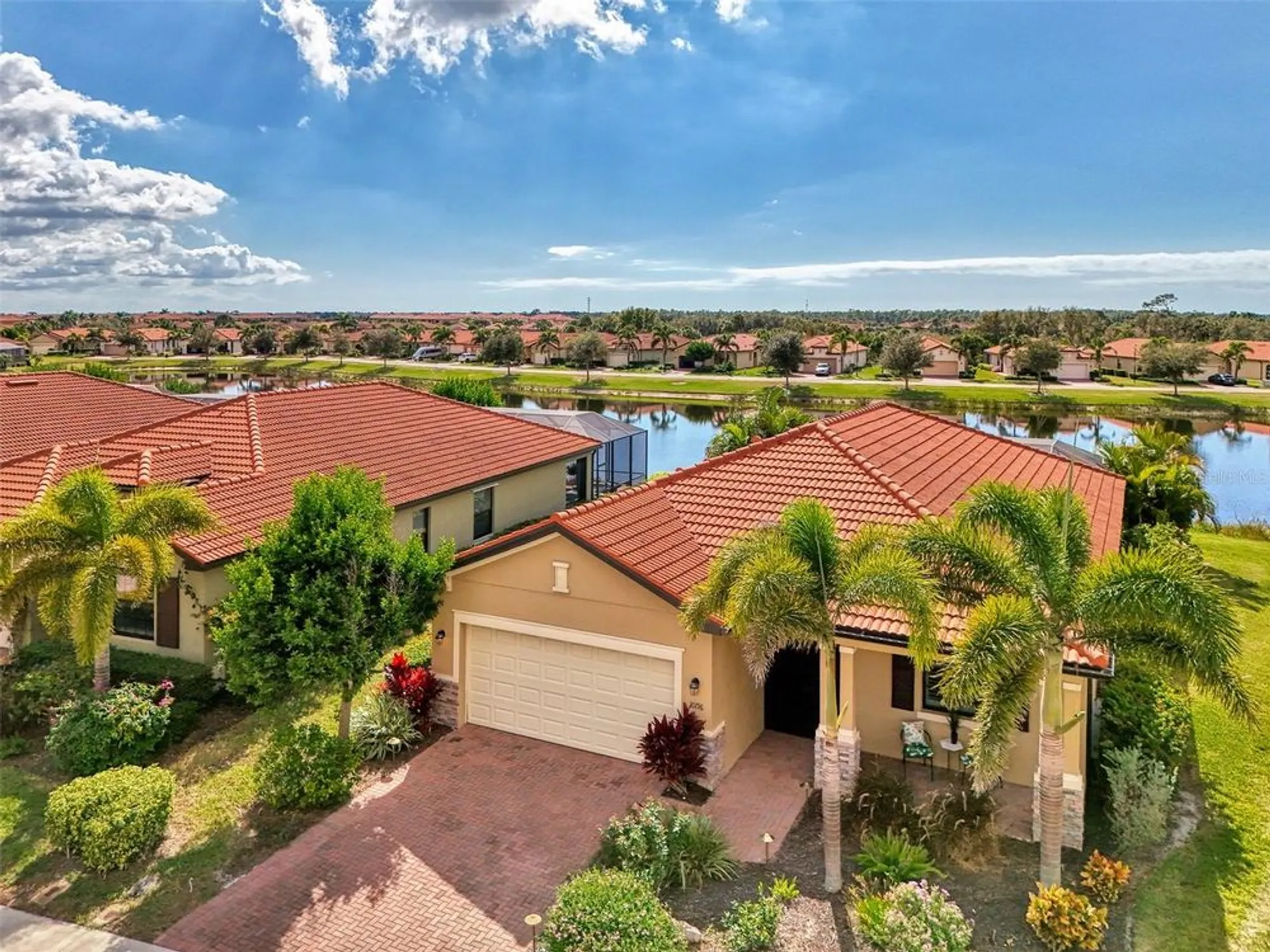 Property Slideshow image 10 of 87 | 10196 crooked creek dr, Venice, FL, 34293