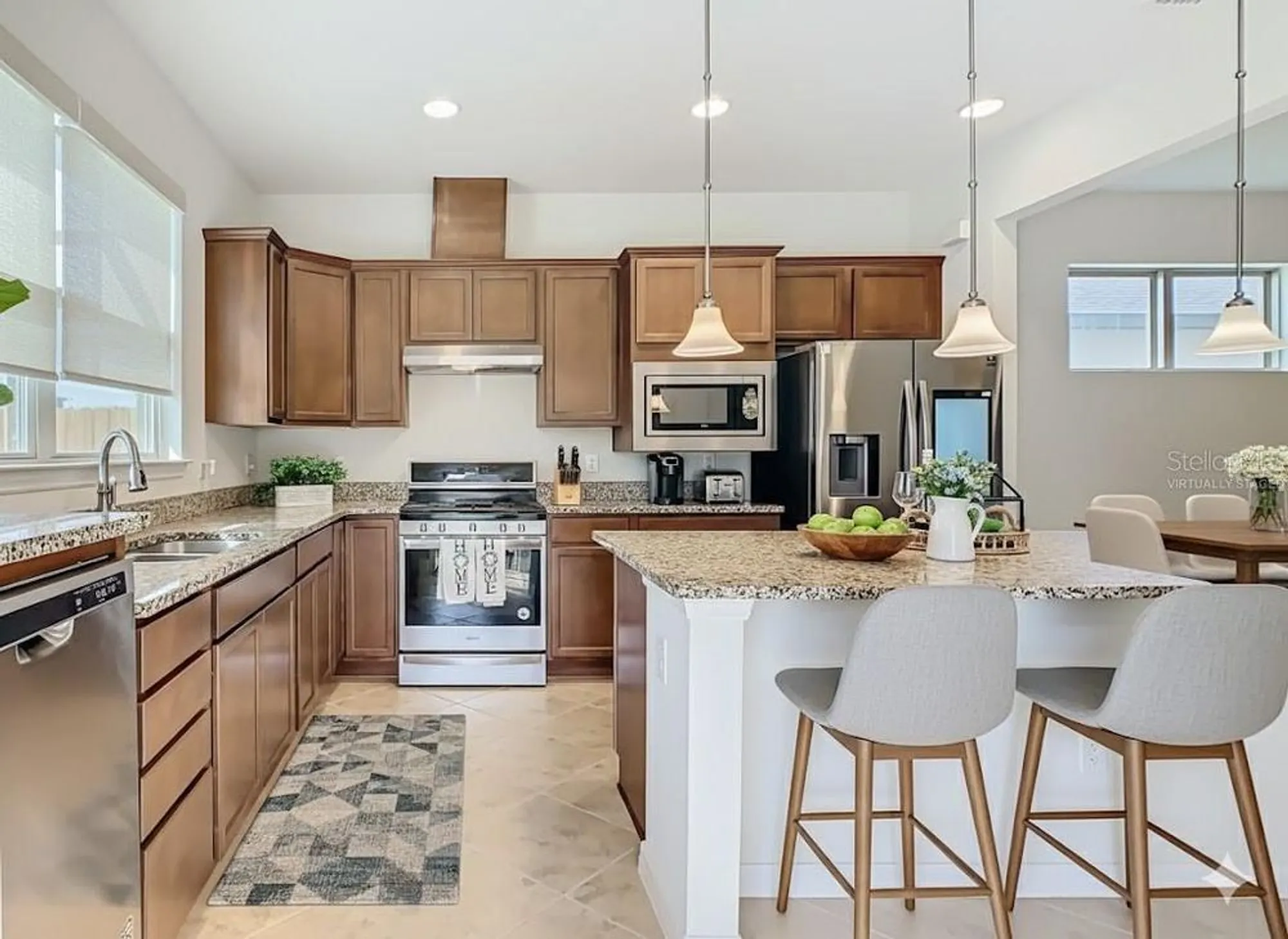 Property Slideshow image 5 of 60 | 210 tomelloso way, Davenport, FL, 33837