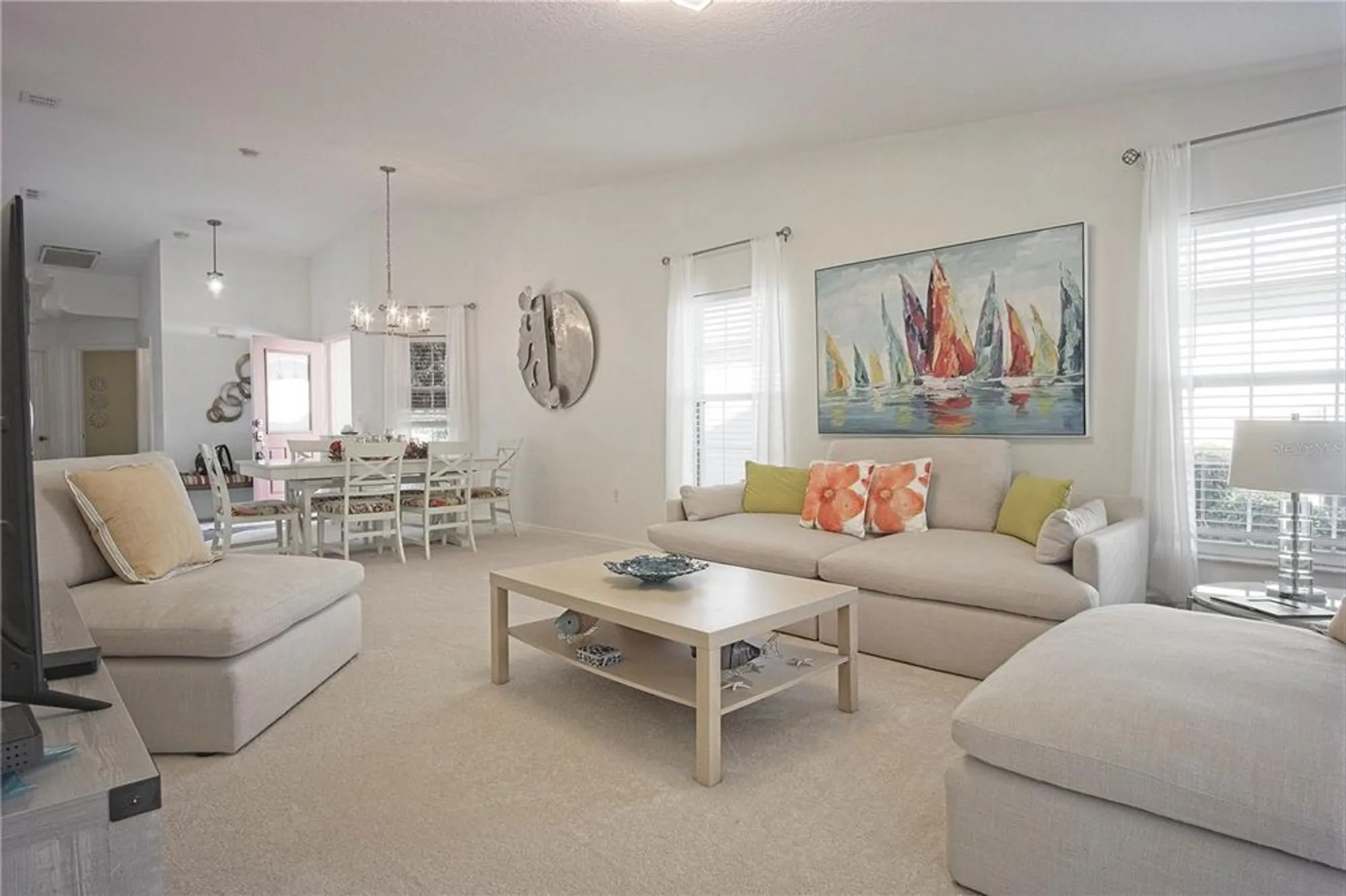 Property Slideshow image 14 of 36 | 516 millifiora ln, Kissimmee, FL, 34759