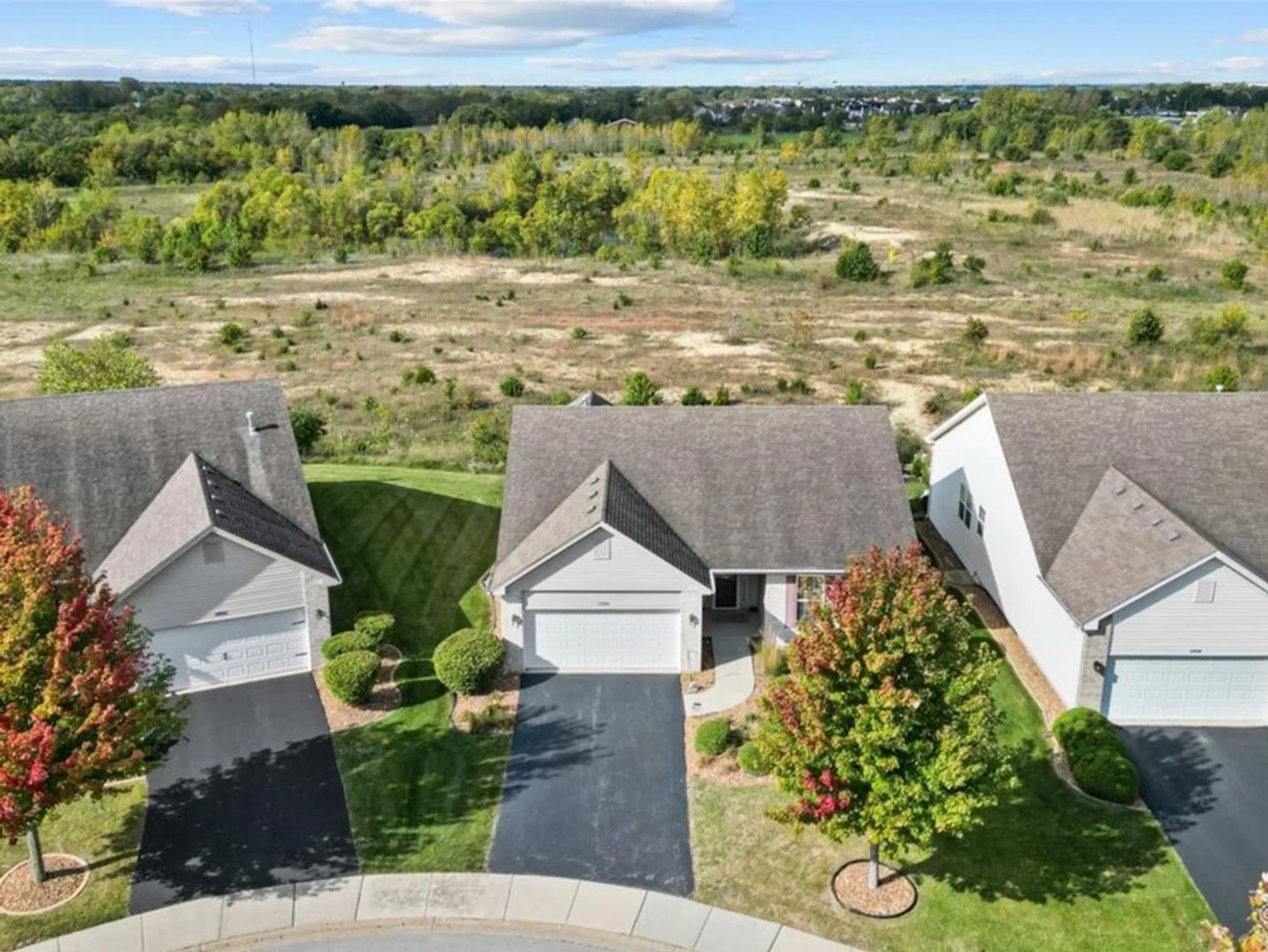 Property Slideshow image 24 of 32 | 17228 como ave, Lockport, IL, 60441