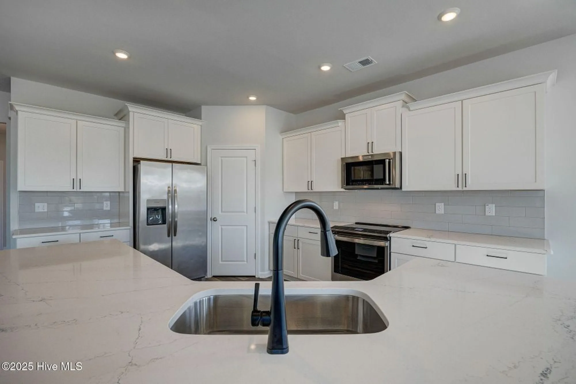 Property Slideshow image 17 of 39 | 1369 trisail ter, Wilmington, NC, 28412