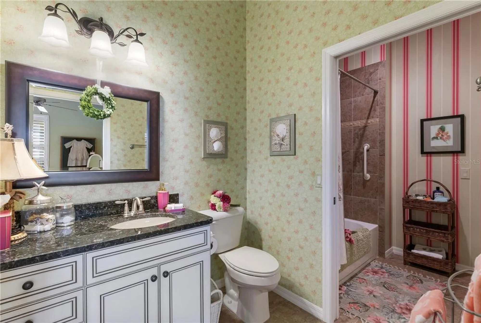 Property Slideshow image 28 of 60 | 1627 lancashire dr, Venice, FL, 34293