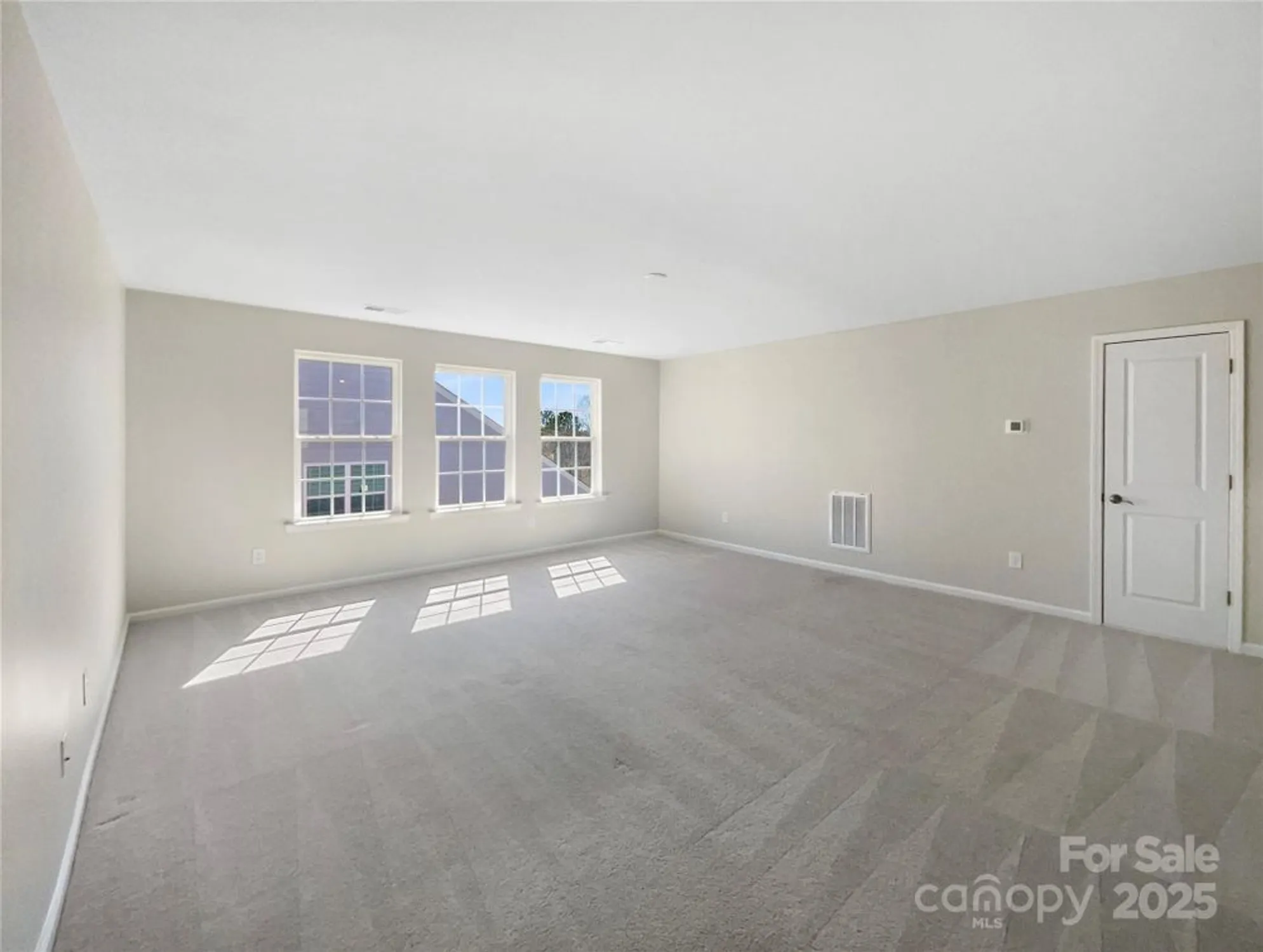 Property Slideshow image 17 of 22 | 15633 aviary orchard way, Charlotte, NC, 28278