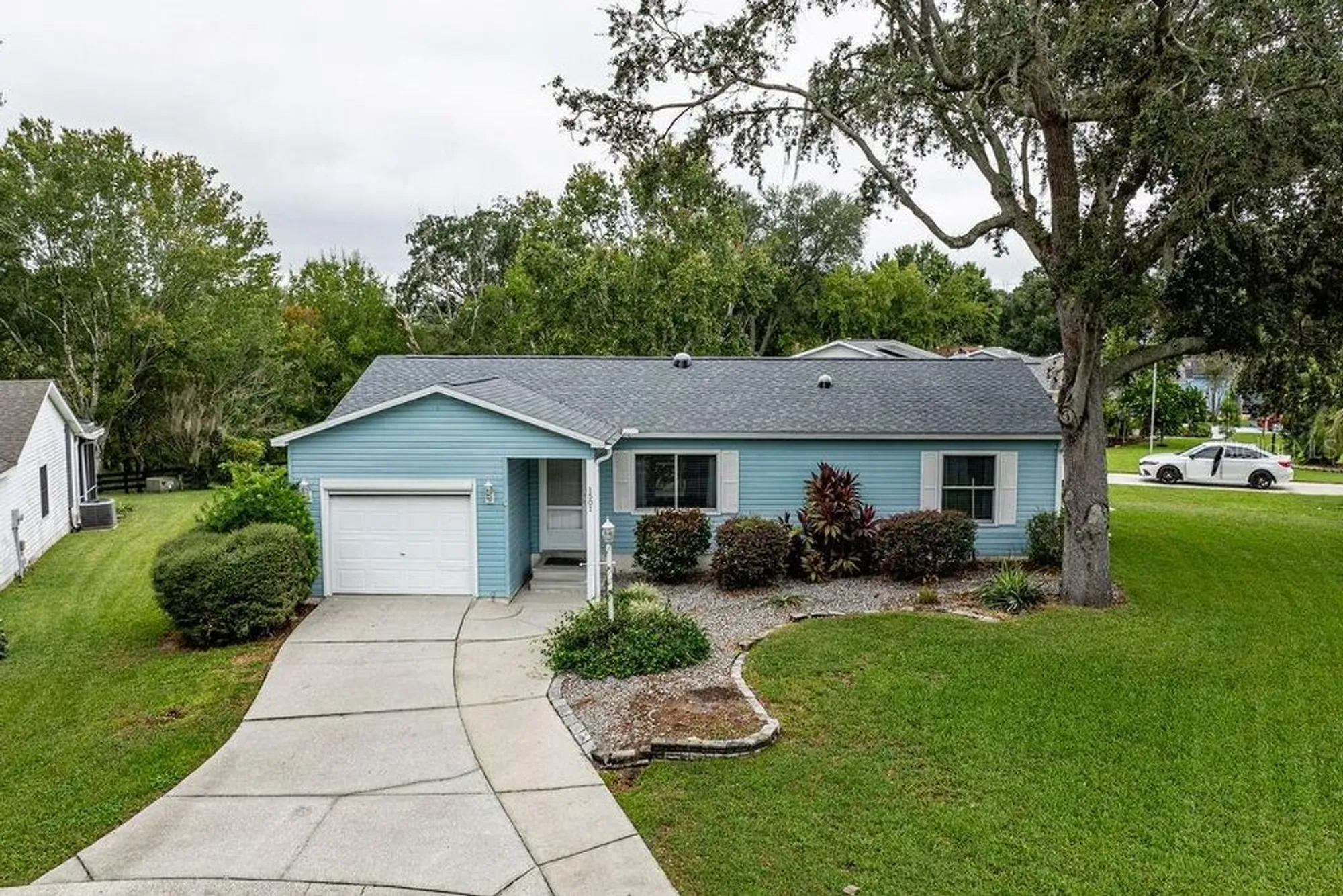 Property Slideshow image 2 of 37 | 1501 alfonso ln, The Villages, FL, 32159