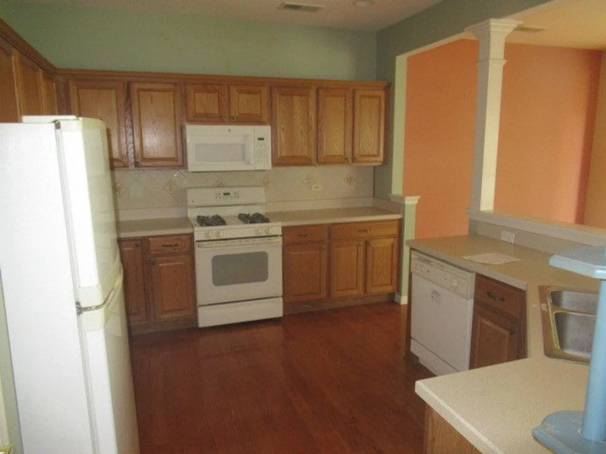 Property Slideshow image 7 of 24 | 12334 daphne dr, Huntley, IL, 60142