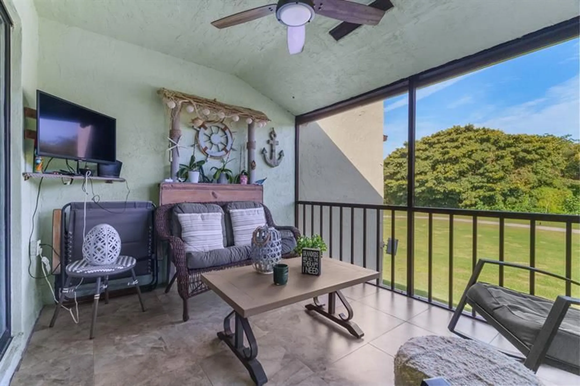 Property Slideshow image 8 of 42 | 21215 lago cir f, Boca Raton, FL, 33433