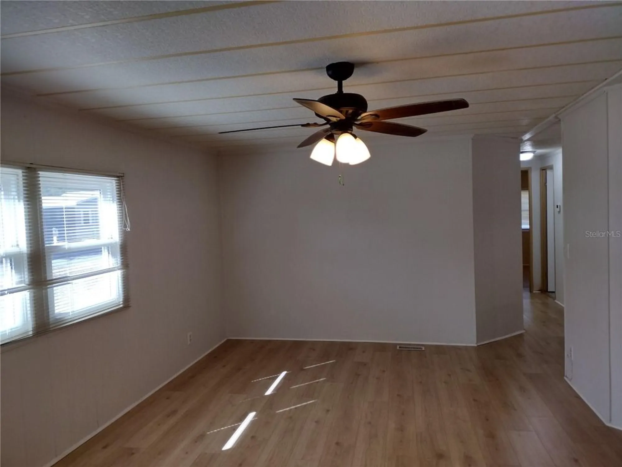 Property Slideshow image 8 of 22 | 925 beechwood ave, Lady Lake, FL, 32159