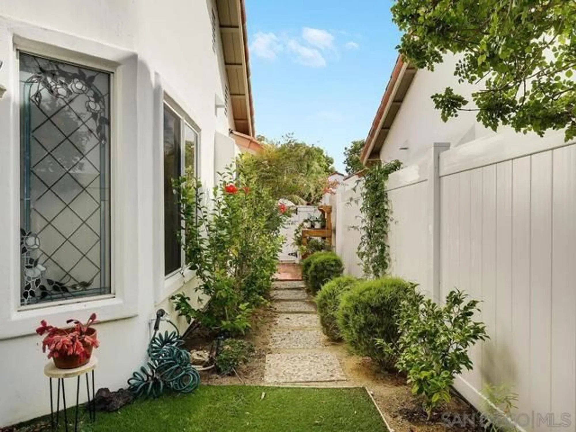 Property Slideshow image 32 of 32 | 4671 barcelona way, Oceanside, CA, 92056