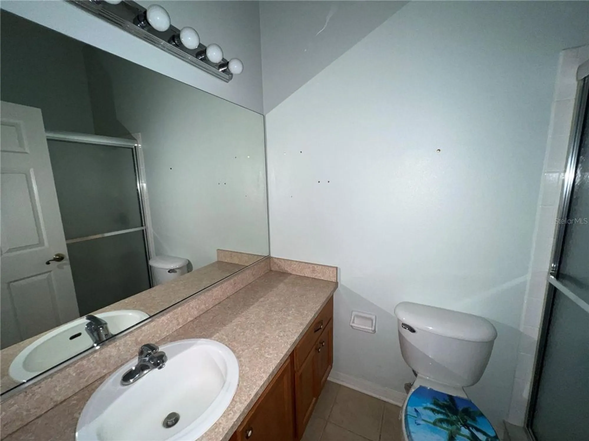 Property Slideshow image 13 of 15 | 24345 amberleaf ct, Leesburg, FL, 34748