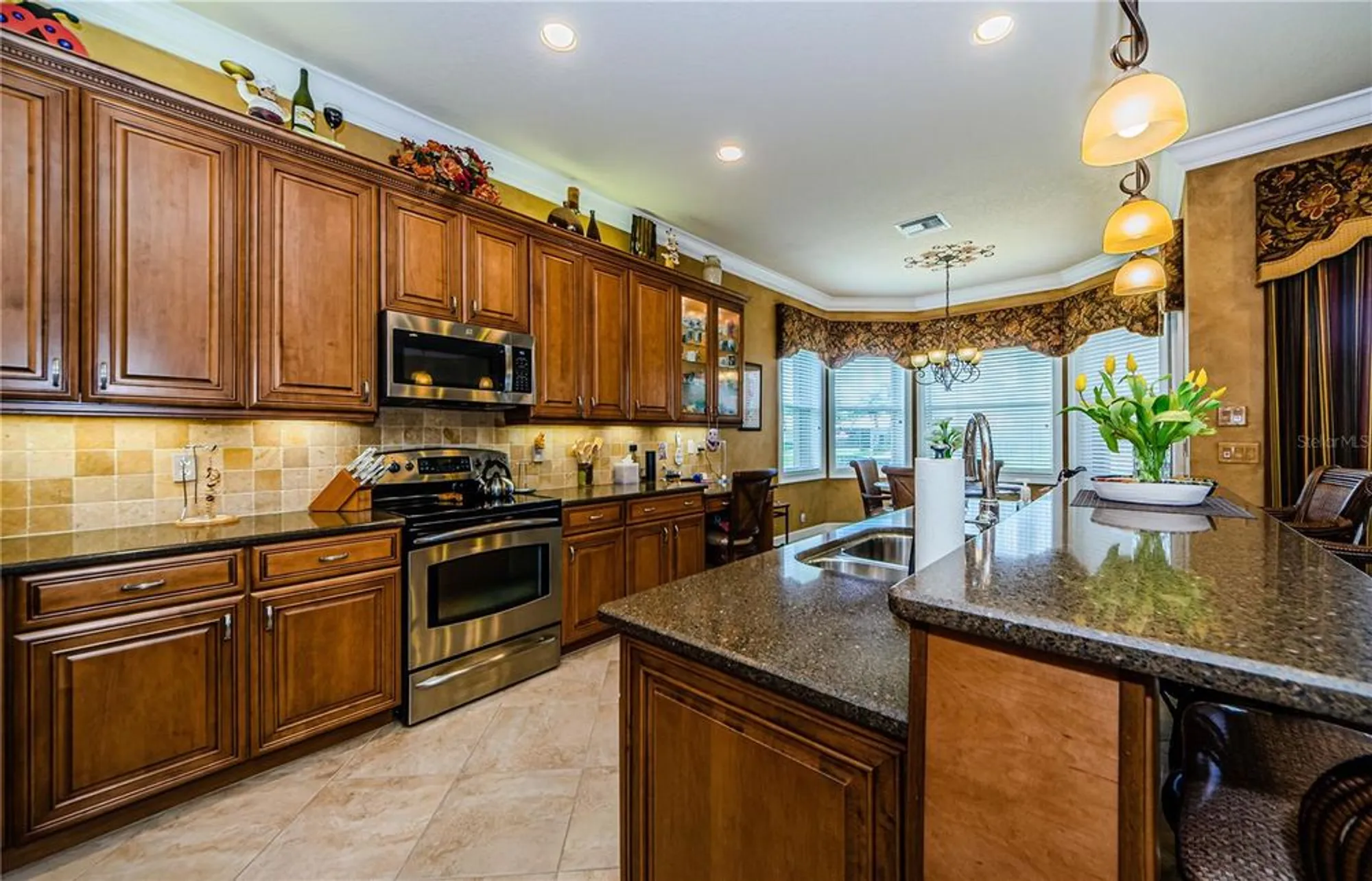 Property Slideshow image 15 of 96 | 4918 sandy brook cir, Wimauma, FL, 33598