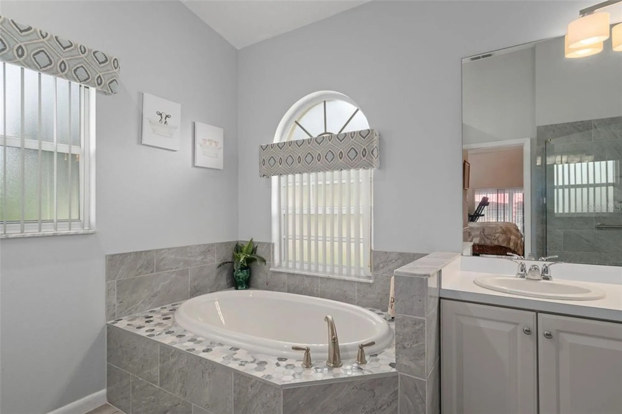 Property Slideshow image 34 of 52 | 416 mistwood ct, Spring Hill, FL, 34609