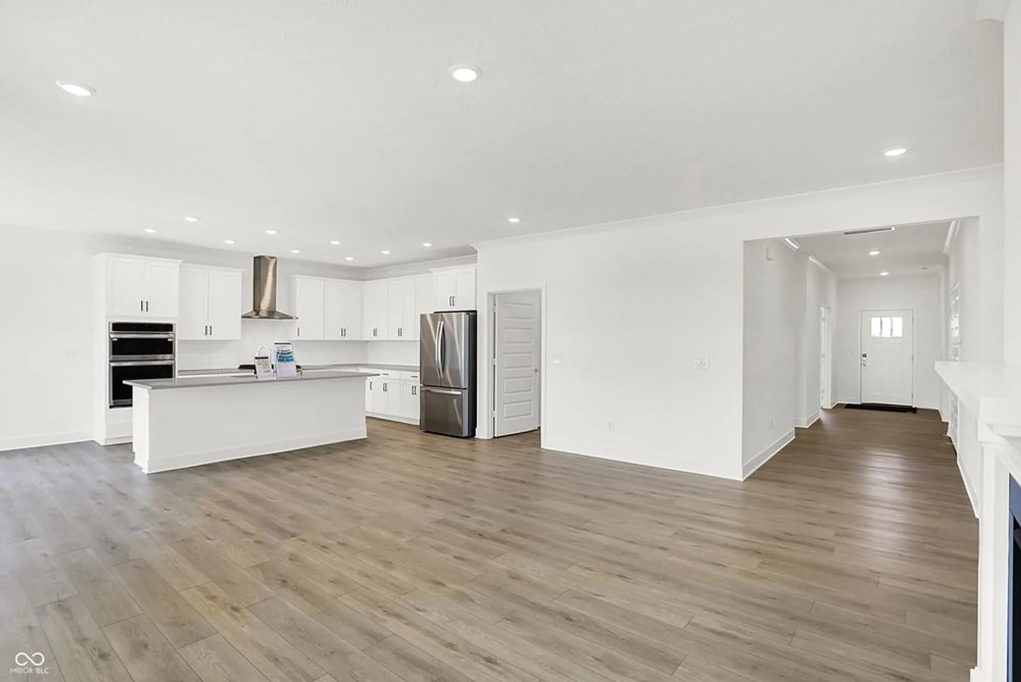 Property Slideshow image 12 of 46 | 5062 foxley park ln, Avon, IN, 46123