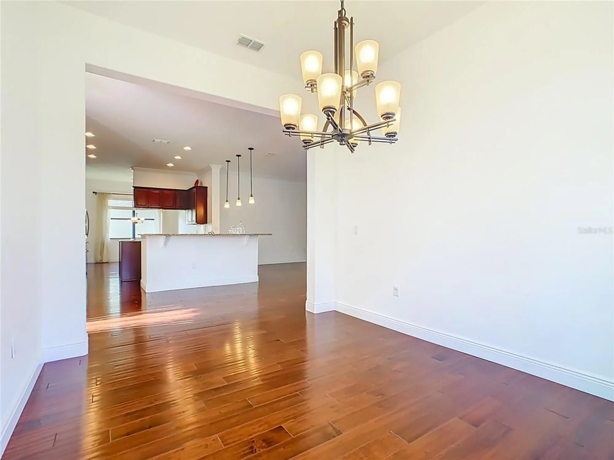 Property Slideshow image 24 of 61 | 650 carmel ln, Kissimmee, FL, 34759