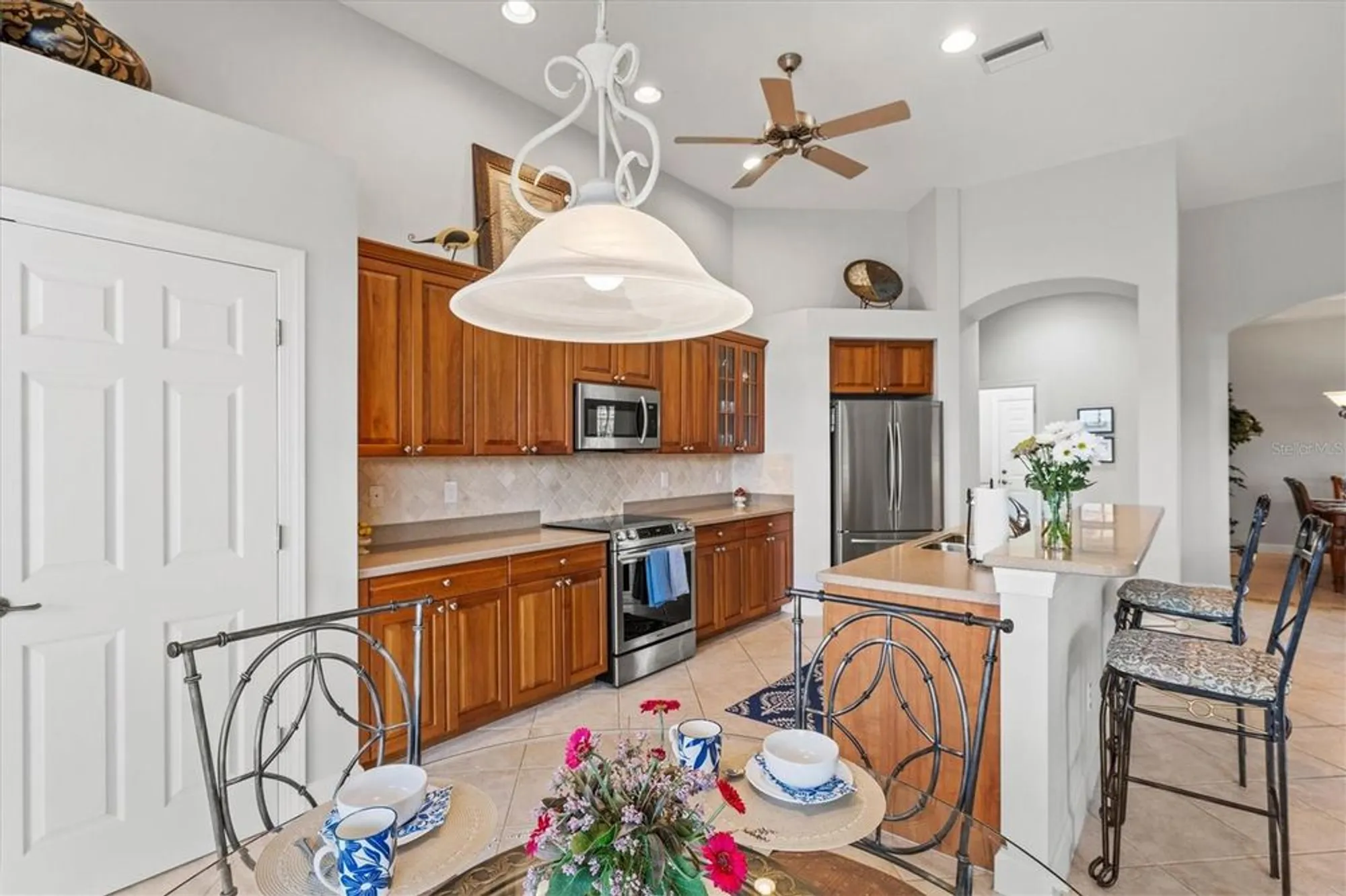 Property Slideshow image 15 of 91 | 14026 royal pointe dr, Port Charlotte, FL, 33953