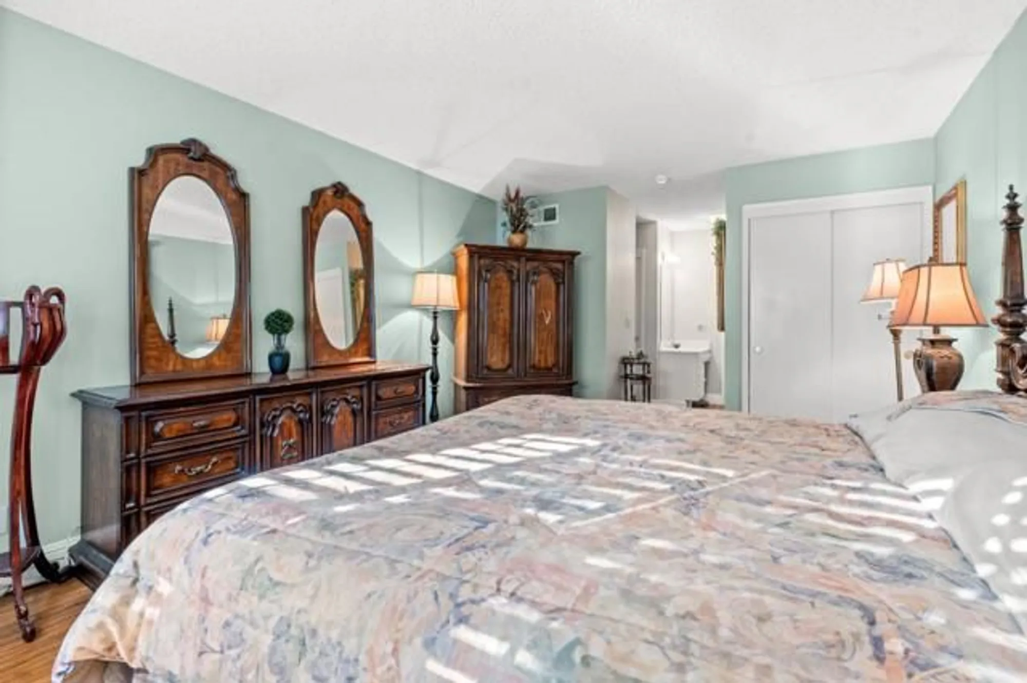 Property Slideshow image 23 of 44 | 5437 cribari grn, San Jose, CA, 95135