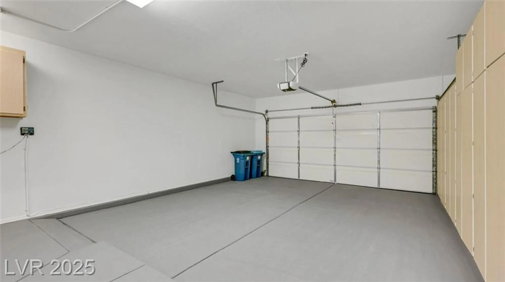 Property Slideshow image 49 of 51 | 3013 abercorn dr, Las Vegas, NV, 89134