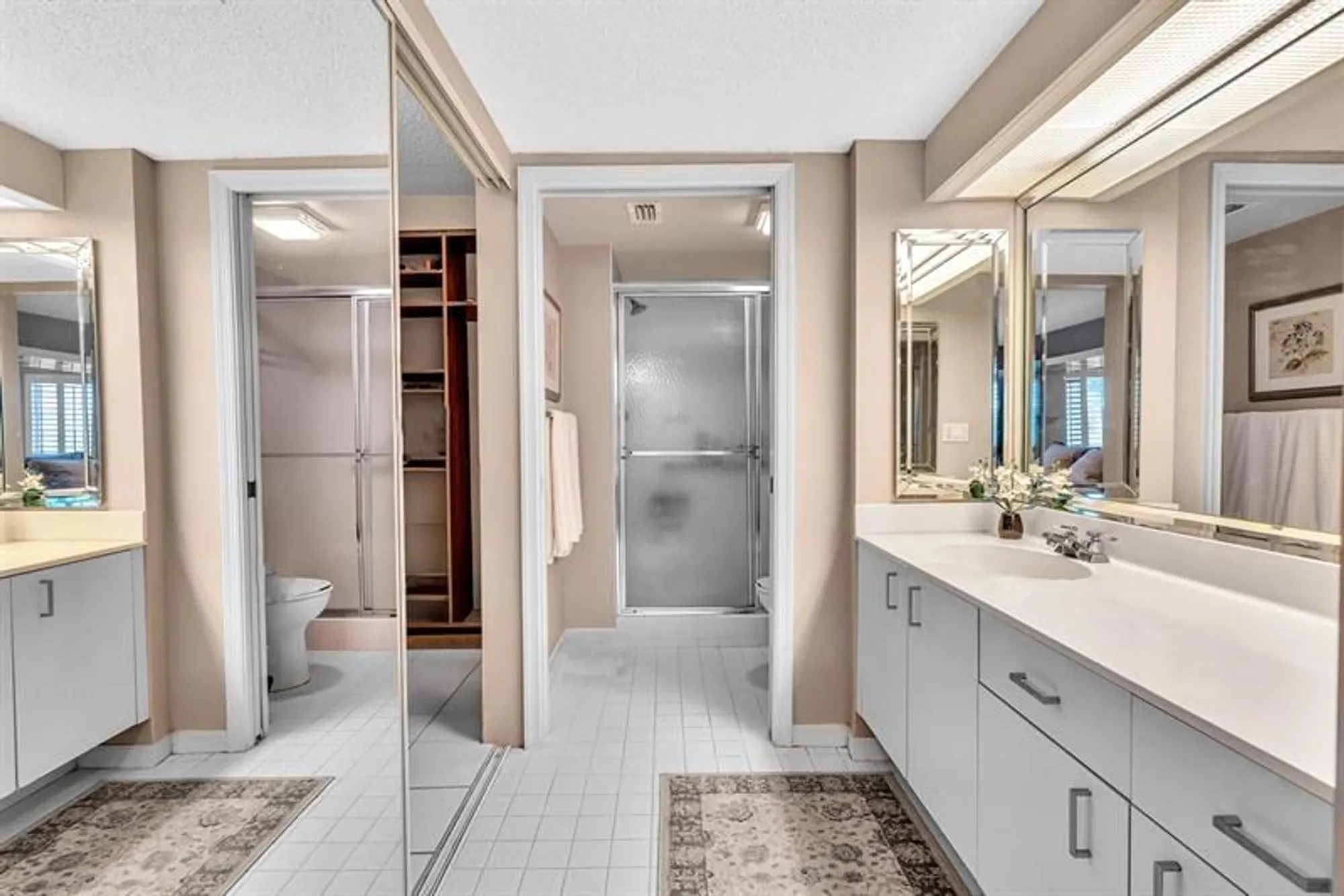 Property Slideshow image 23 of 71 | 7512 n devon dr 210, Tamarac, FL, 33321