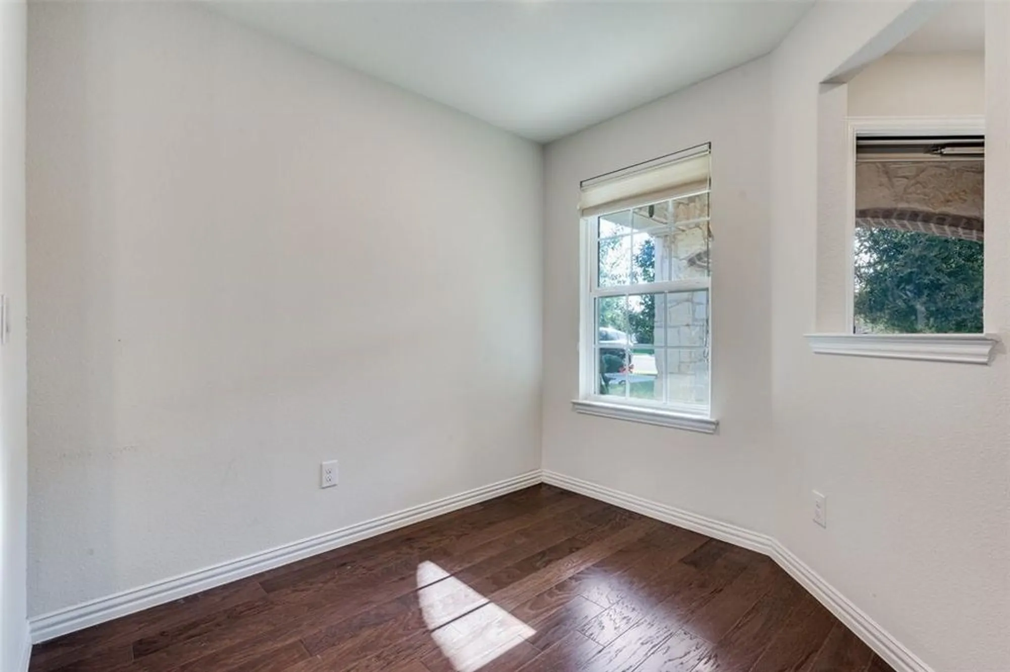 Property Slideshow image 9 of 21 | 7609 heritage dr, Aubrey, TX, 76227