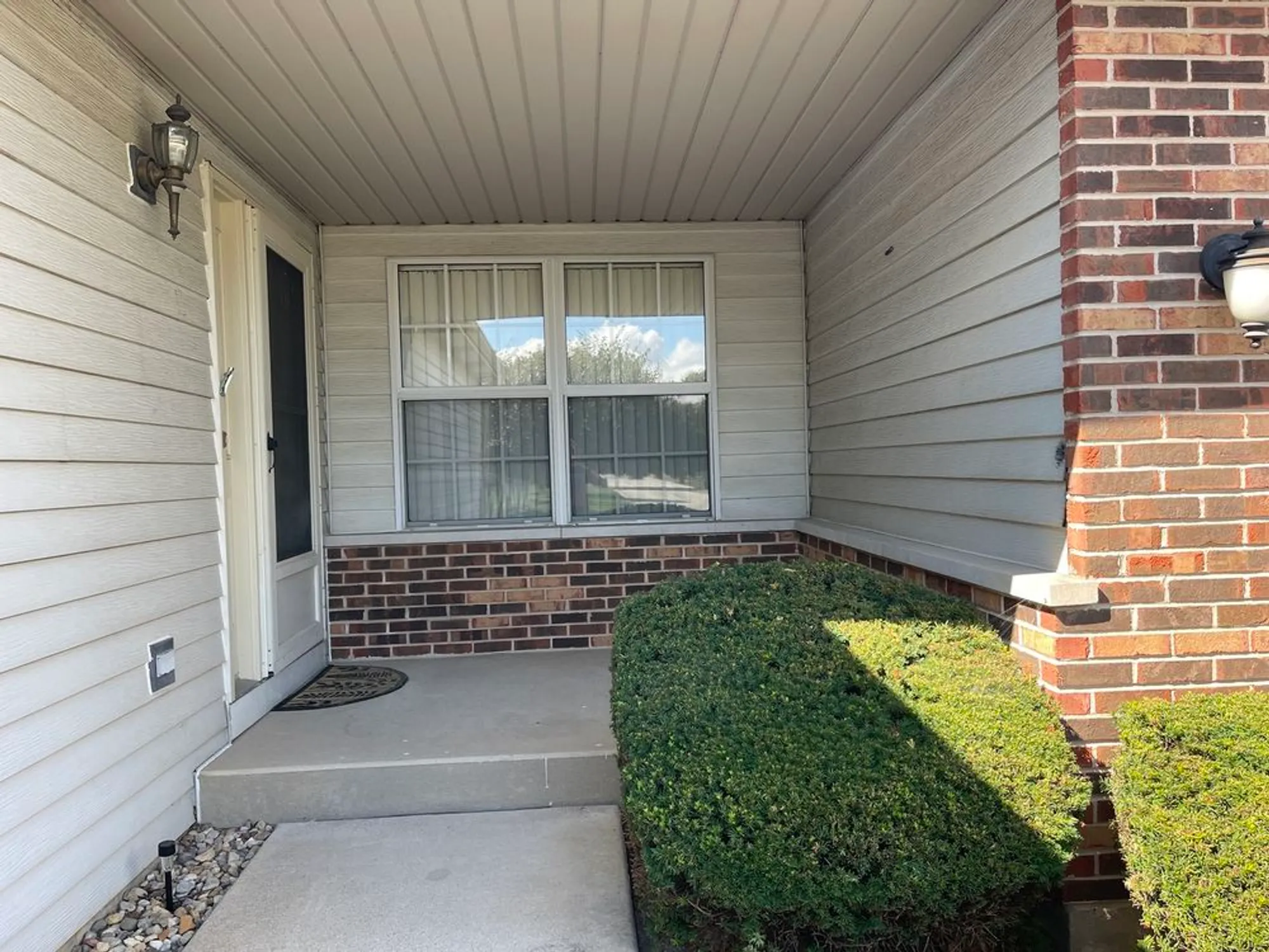 Property Slideshow image 3 of 30 | 13810 s magnolia dr, Plainfield, IL, 60544