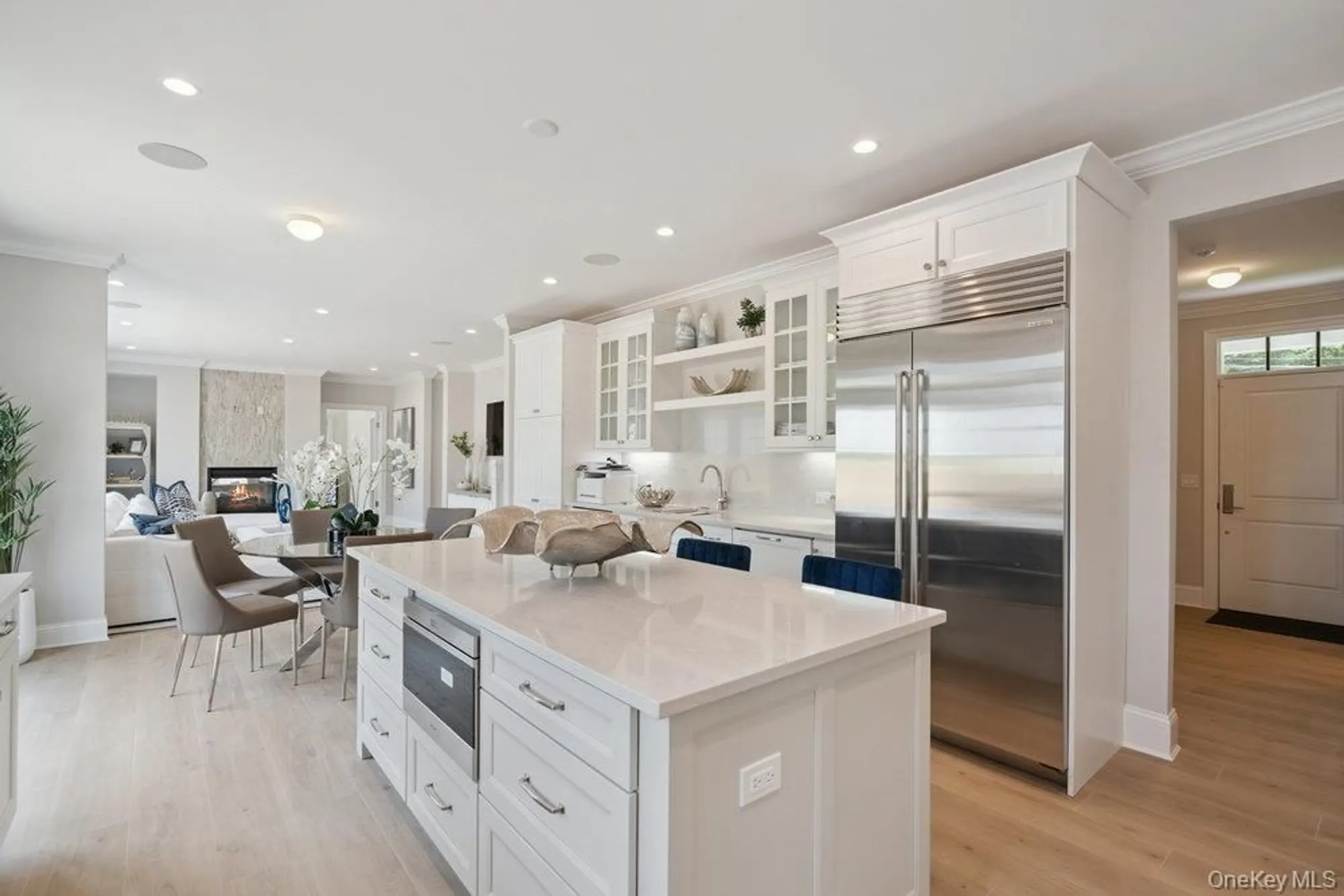 Property Slideshow image 11 of 46 | 46 plainview rd, Woodbury, NY, 11797