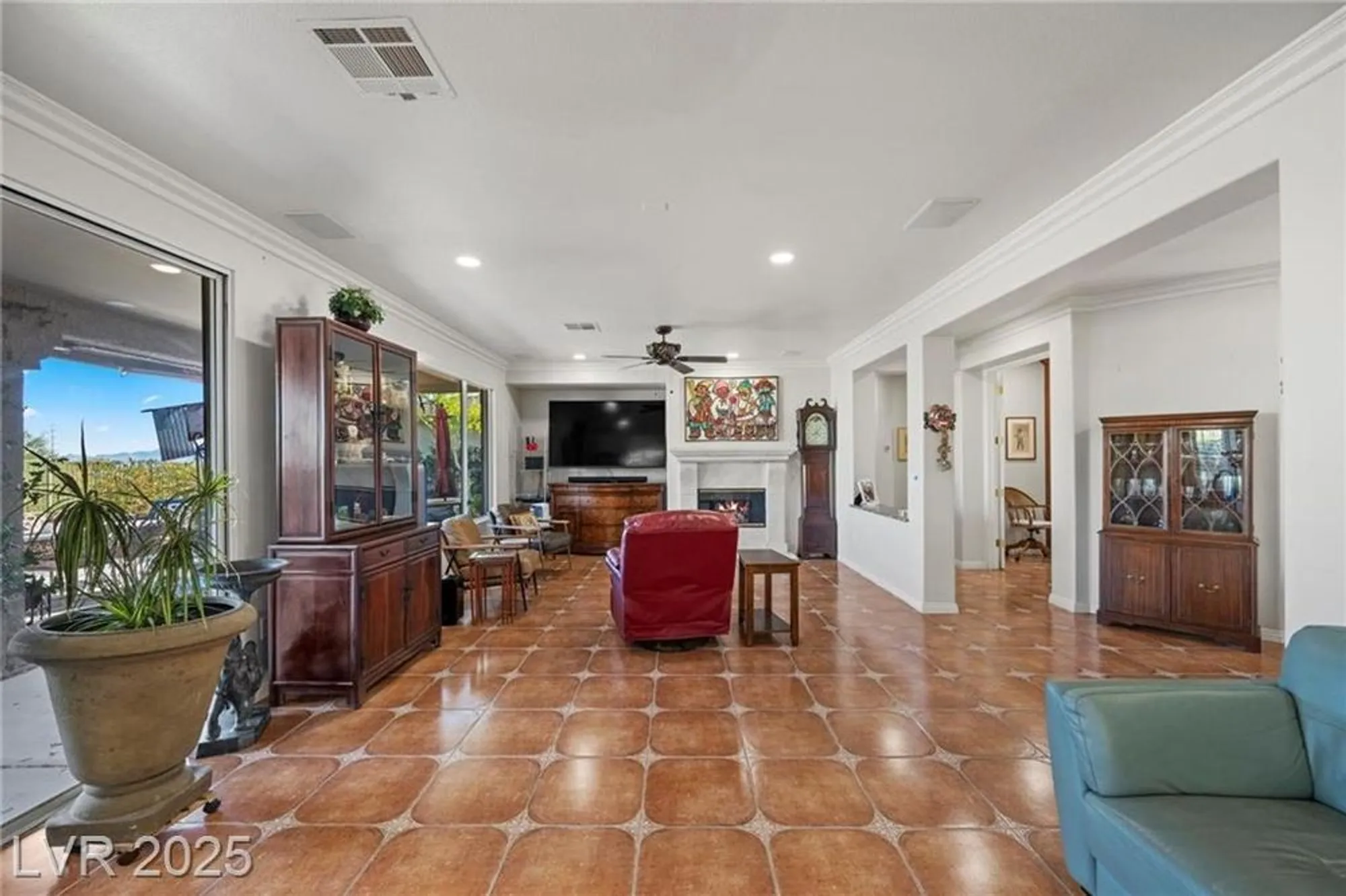 Property Slideshow image 19 of 99 | 4618 atlantico st, Las Vegas, NV, 89135