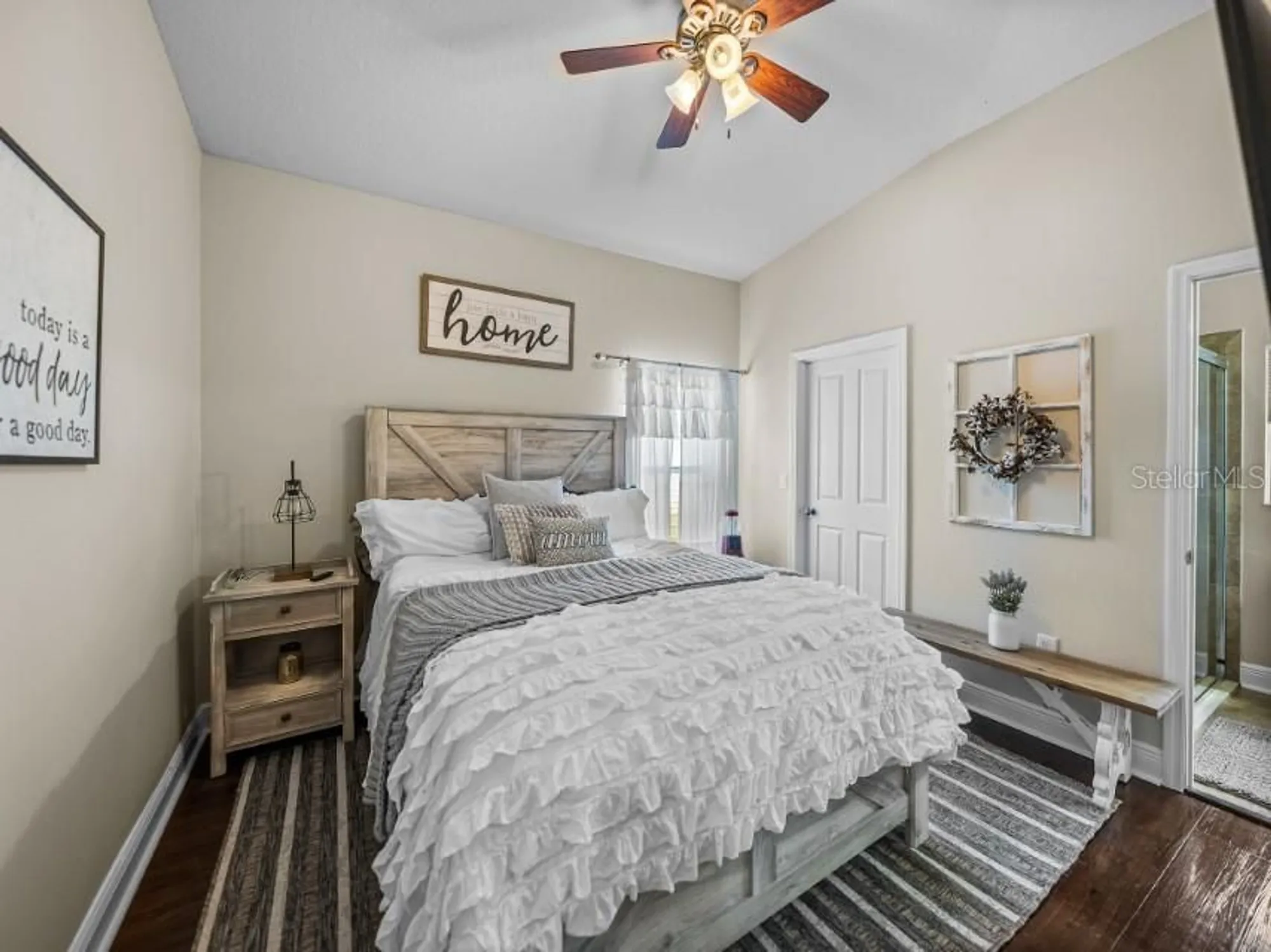 Property Slideshow image 29 of 59 | 13302 trailing moss dr, Dade City, FL, 33525