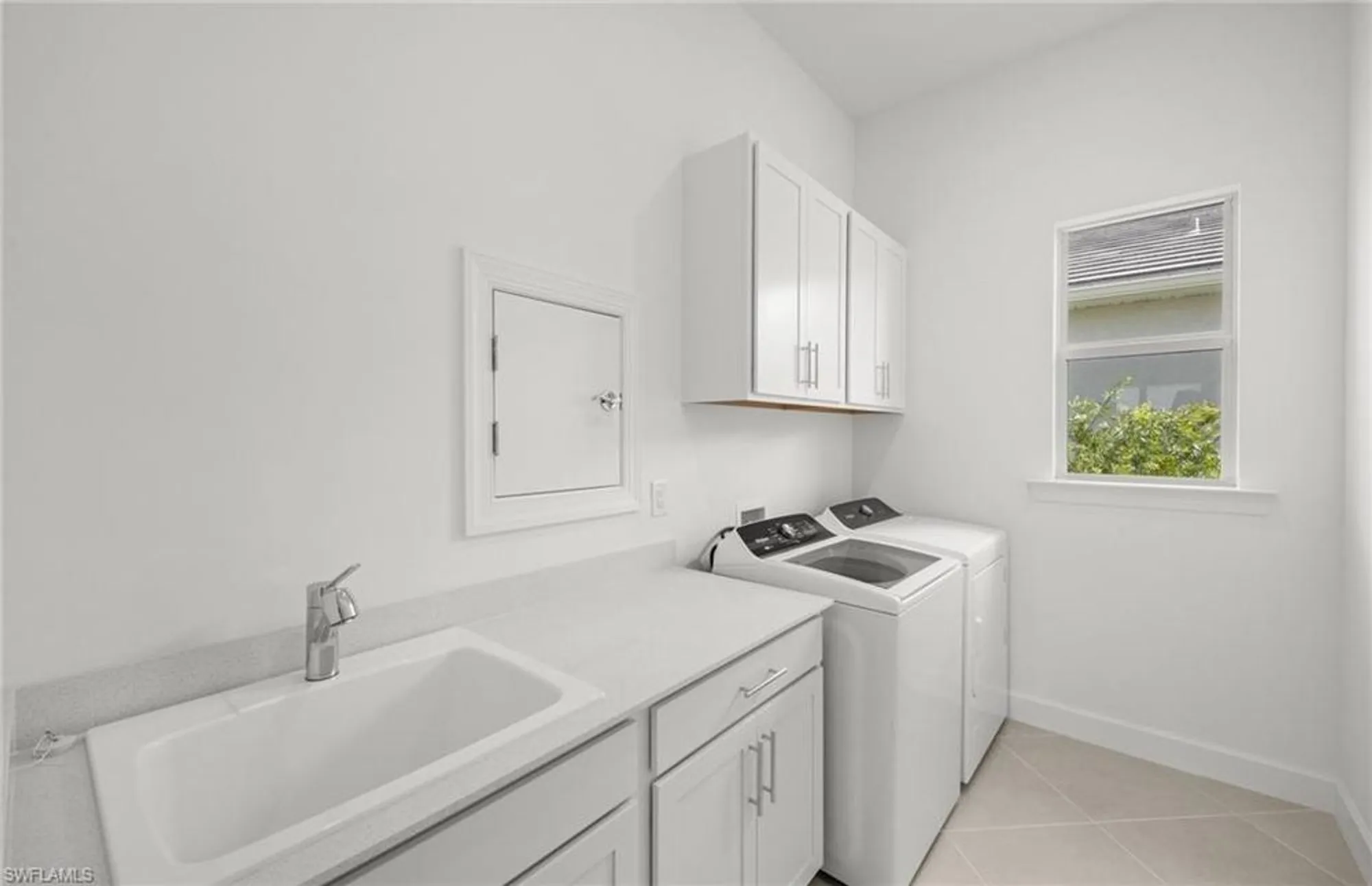 Property Slideshow image 21 of 38 | 7405 blue salvia dr, North Fort Myers, FL, 33917