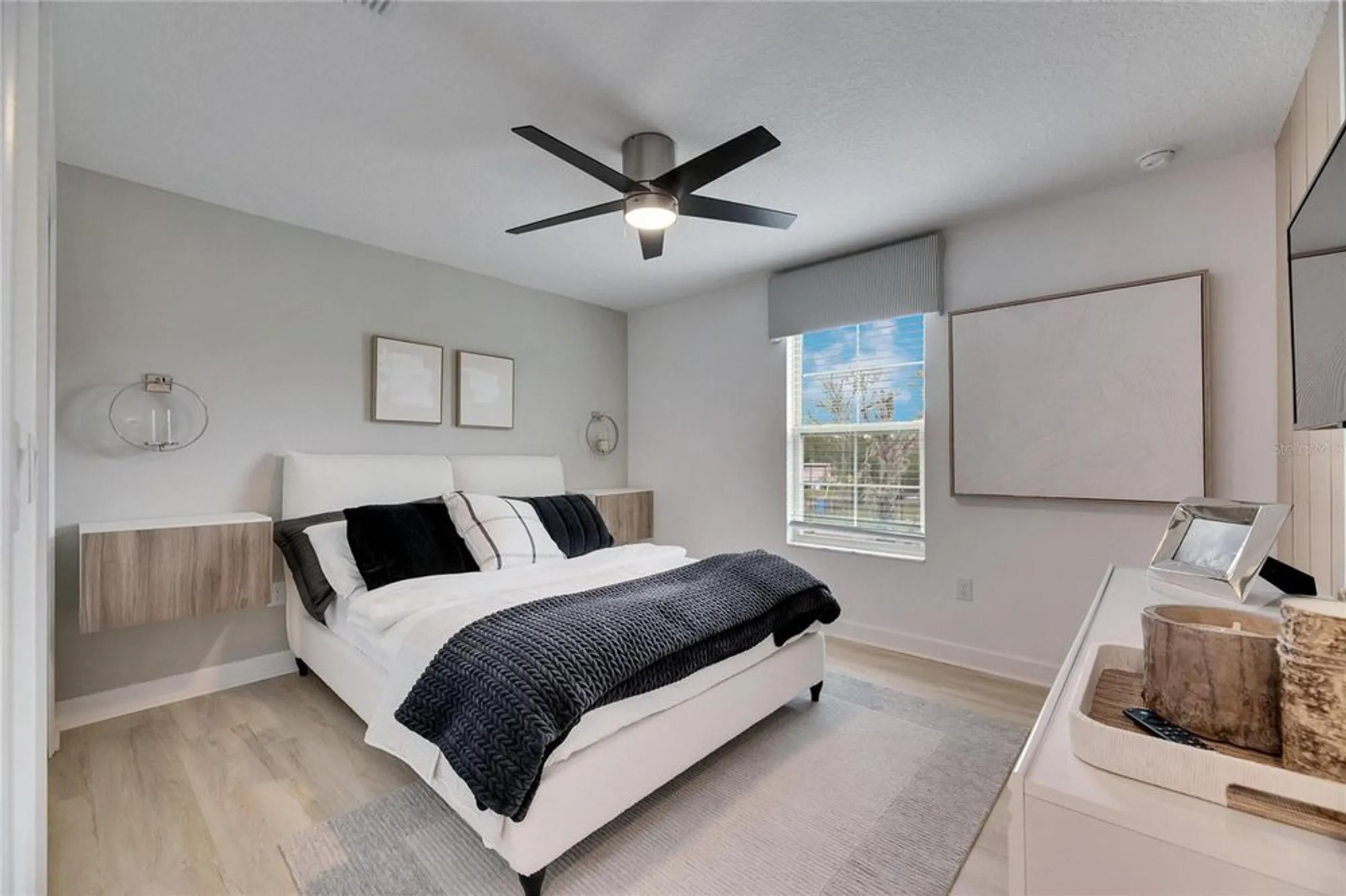 Property Slideshow image 50 of 100 | 17554 holly well ave, Wimauma, FL, 33598