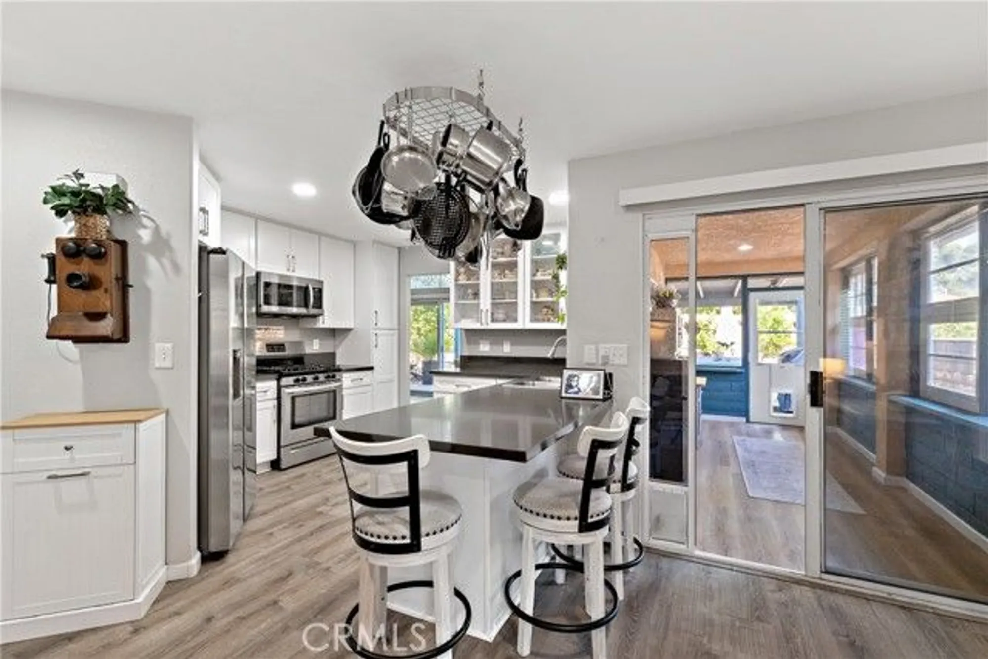 Property Slideshow image 31 of 54 | 1874 balsawood dr, Hemet, CA, 92545