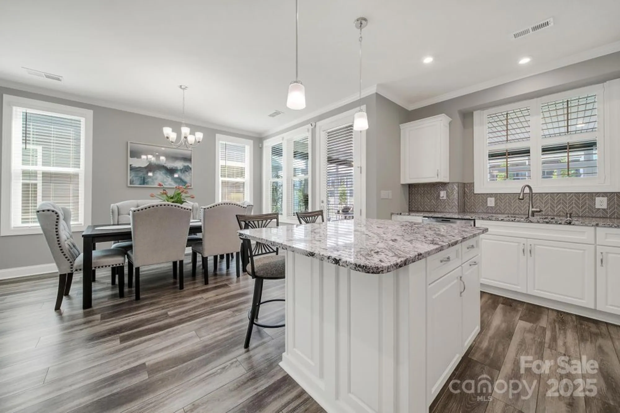 Property Slideshow image 20 of 48 | 10313 superb ln, Charlotte, NC, 28215